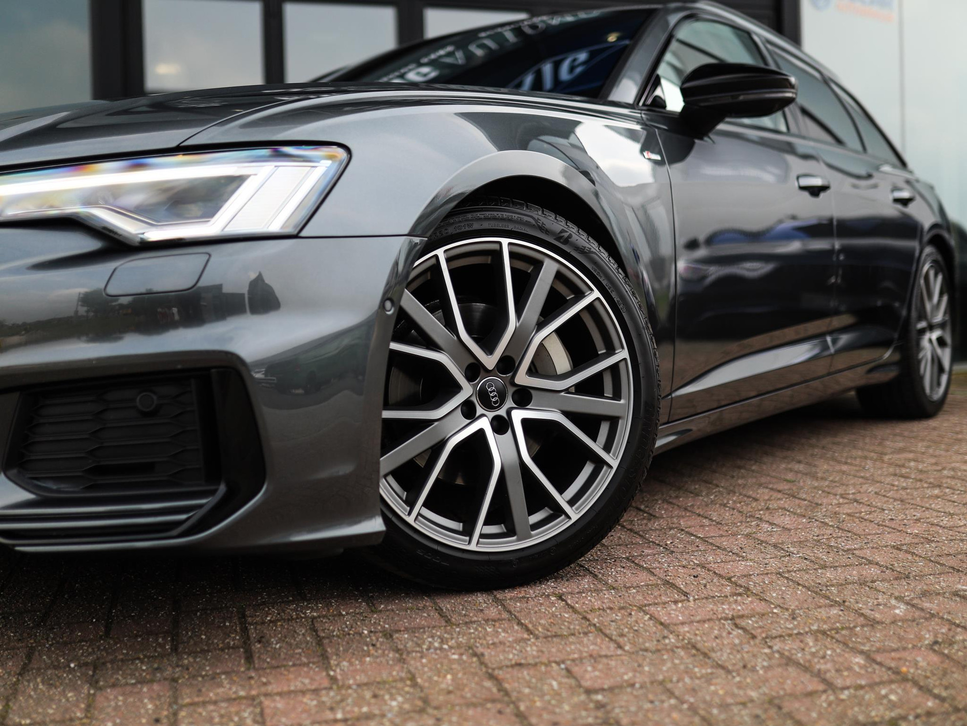 Audi A6 Avant 45 TFSI quattro S edition | 360° Camera | S-Line | Trekhaak | ACC | Stoelverw.