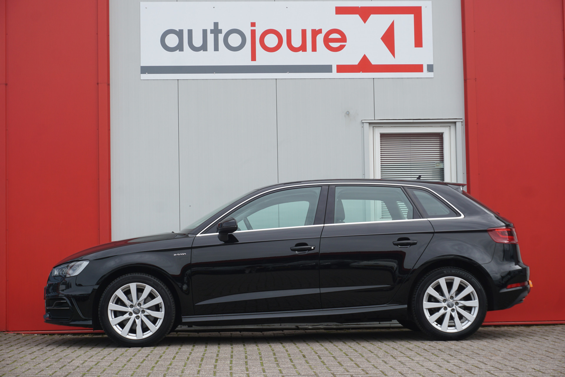 Audi A3 Sportback 1.4 e-tron PHEV Attraction Pro Line plus | LED | Navigatie | Climate | Origineel NL |