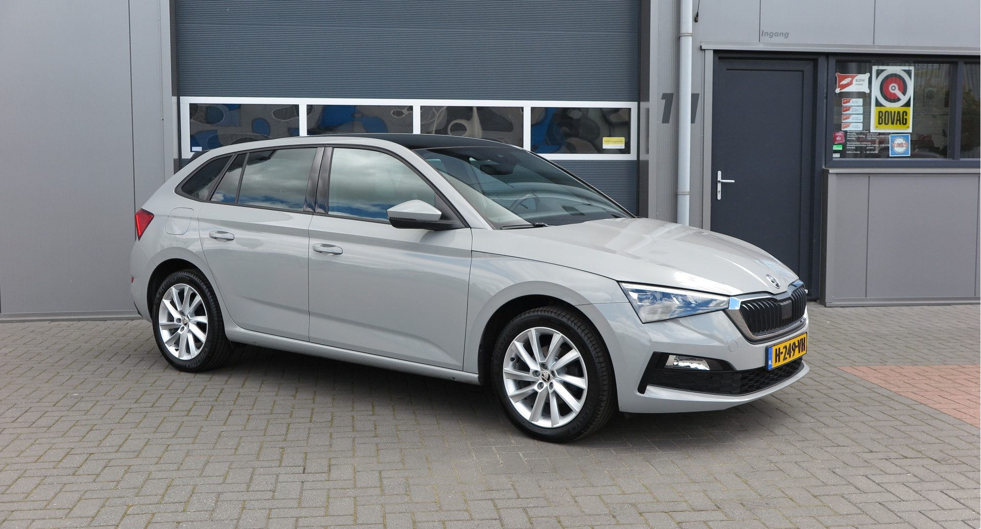 Škoda Scala 1.0 TSI 85KW 116PK DSG Sport Business Panoramadak,Virtual cockpit, Carplay, Adaptive cruise, Lane asist , LMV, Trekhaak (zwenkbaar)