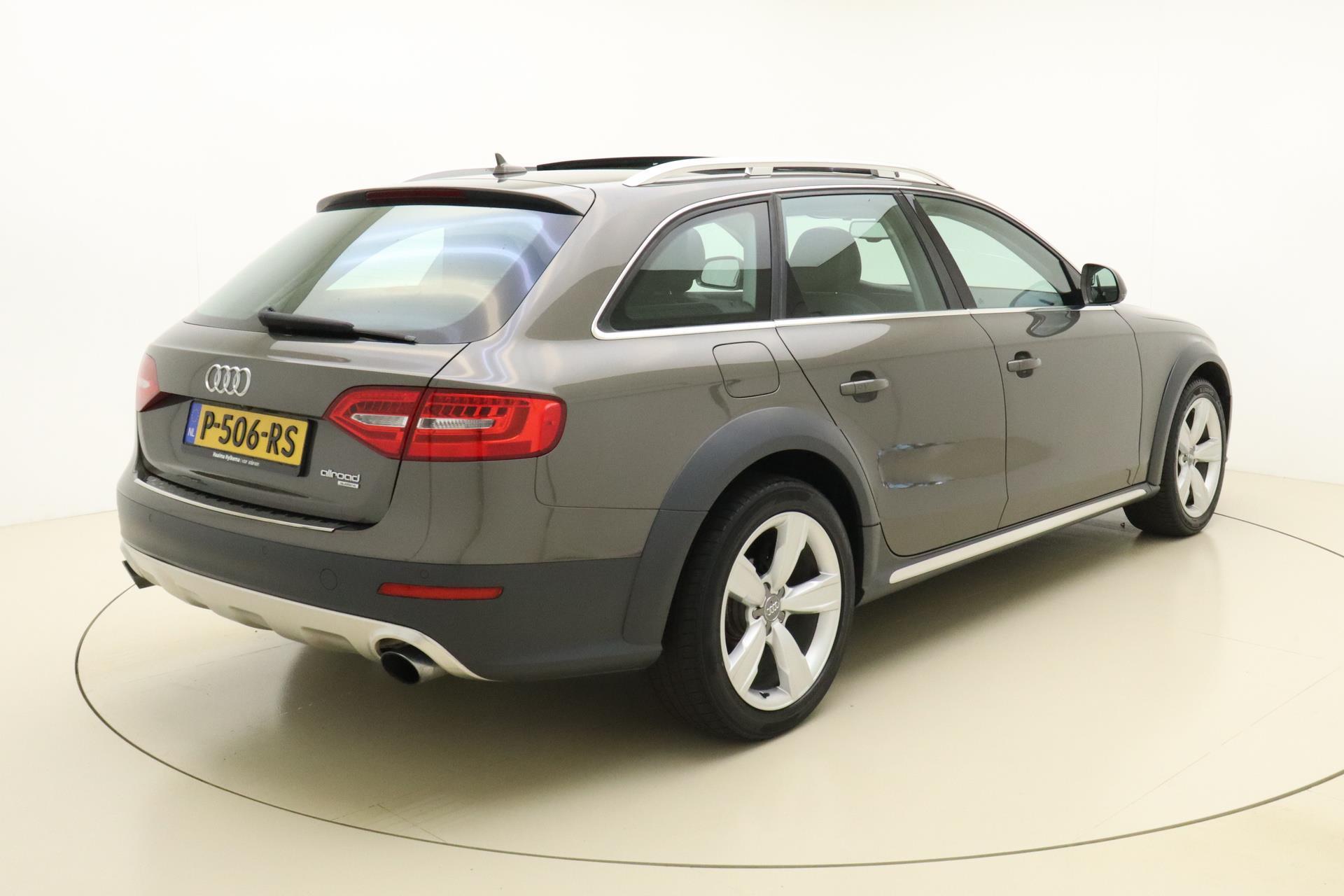 Audi A4 allroad quattro 2.0 TFSI Pro Line Automaat | Opendak | Leder | Elek. Achterklep | Camera | Navigatie