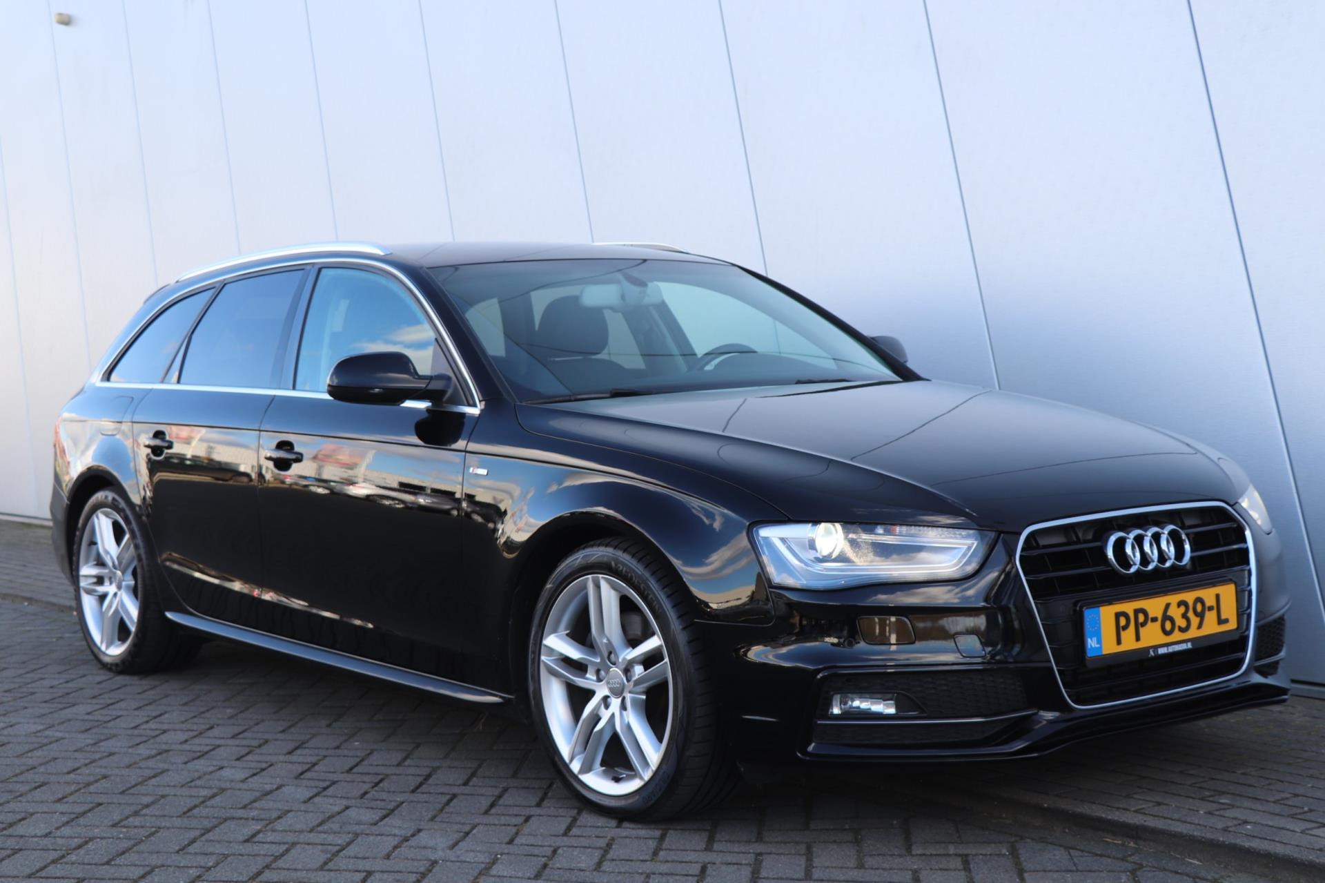 Audi A4 Avant 2.0 TDI S-Line – B&O SOUND – NAVI – AUT – VOL!