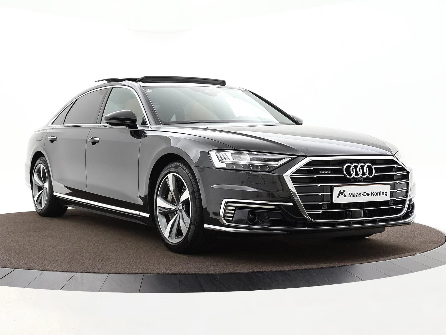 Audi A8 60 TFSIe 449pk Tiptronic Quattro Lang Pro Line | Luchtvering | Servosluiting | Panoramadak | Keyless | Elek. Stoelen | Alarm | 19” Inch |