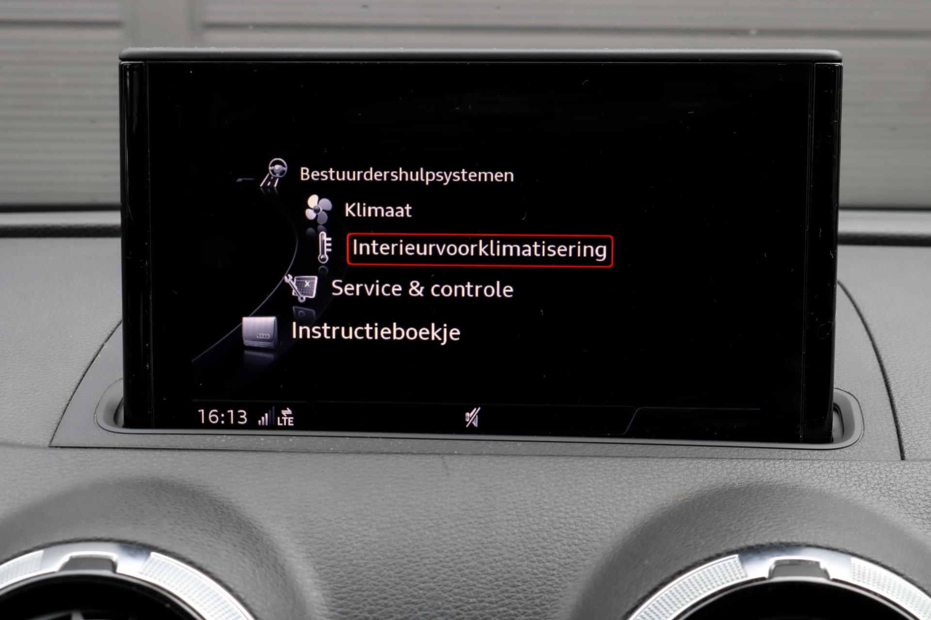 Audi A3 Sportback 40 e-tron S-line – Virtual – Carplay