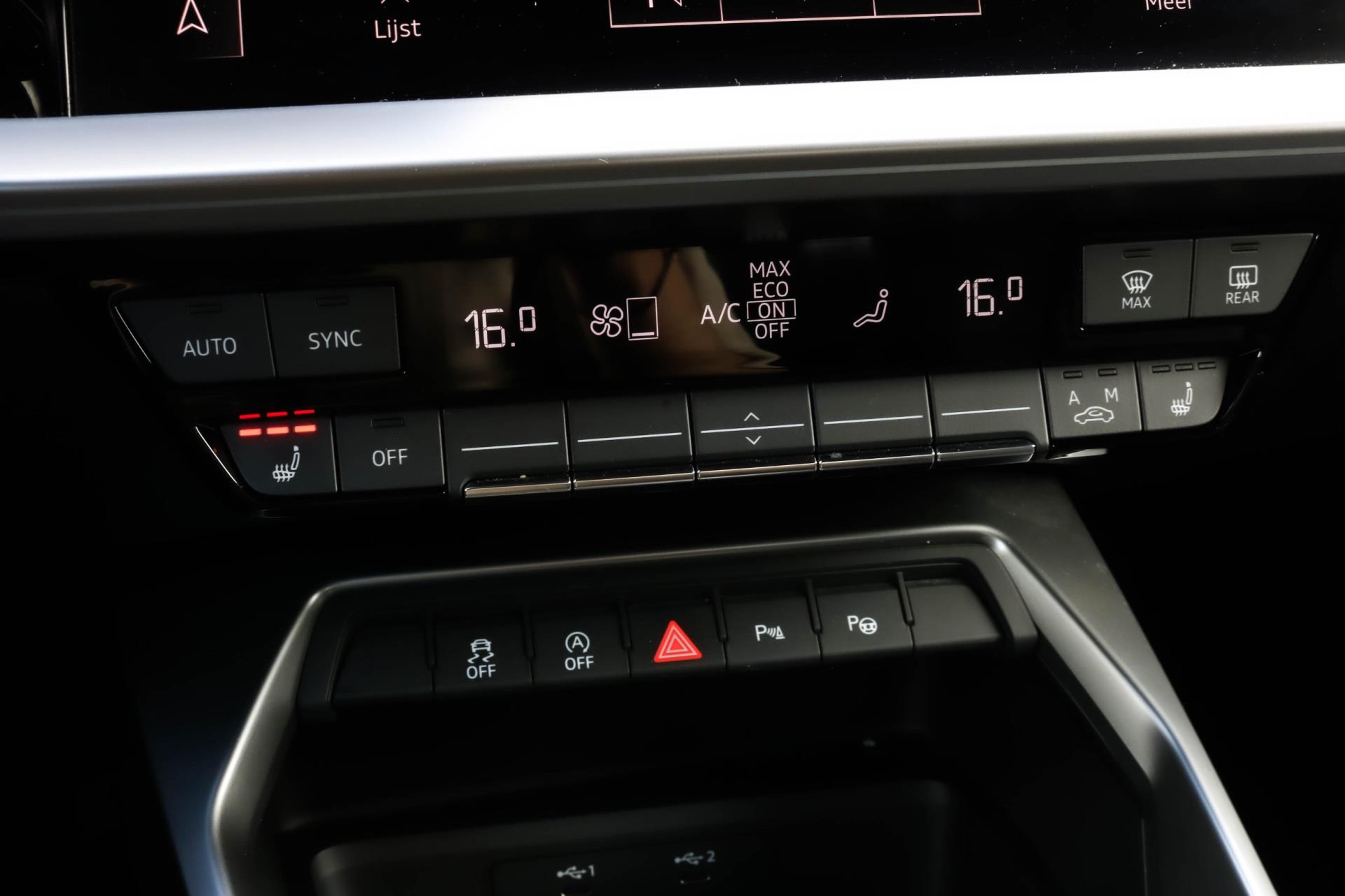 Audi A3 Limousine 35 TFSI S-line – LED – Sfeerverlichting – Carplay