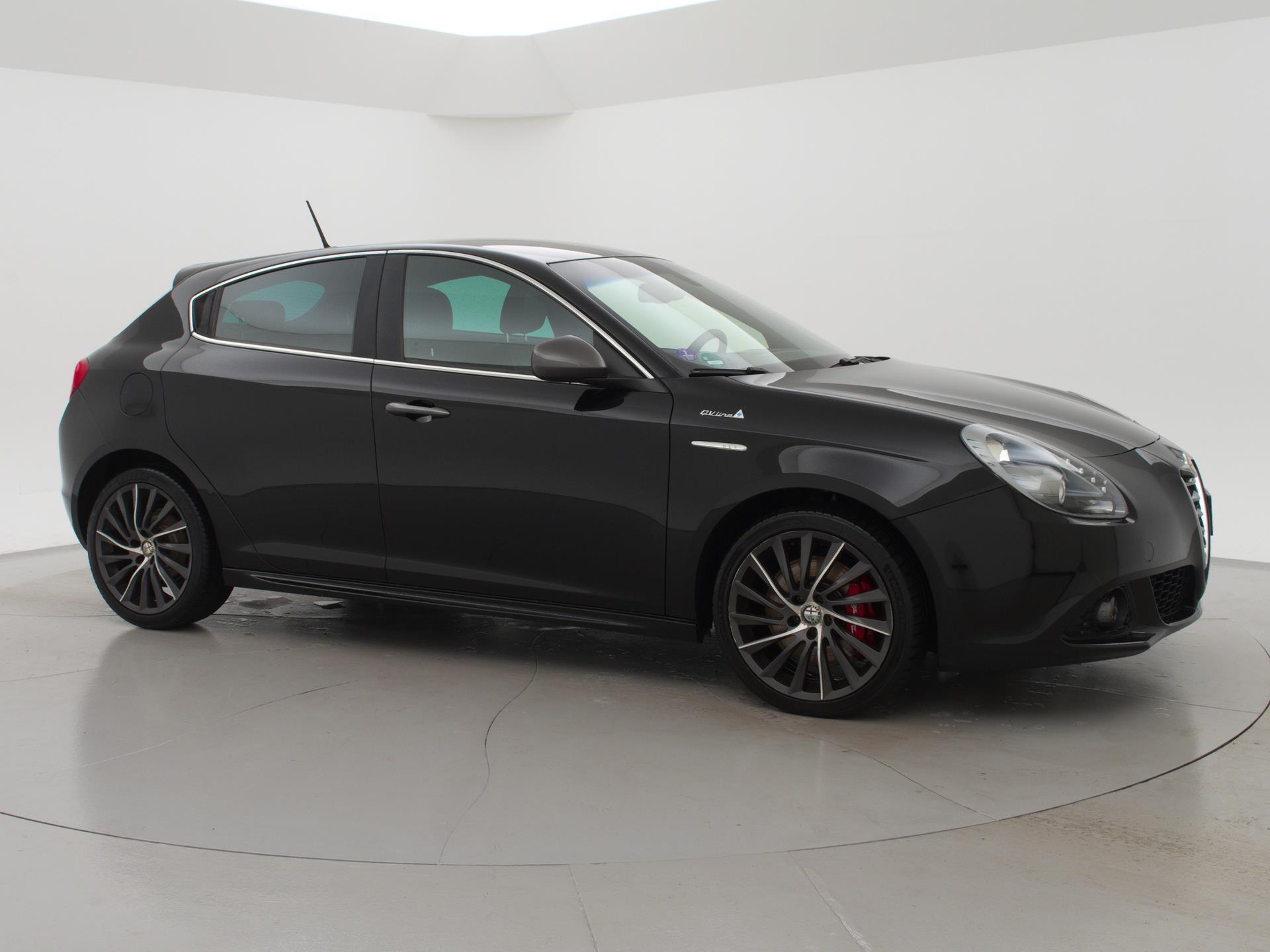 Alfa Romeo Giulietta 1.4 T 170 PK EXCLUSIVE AUT. + 18 INCH / NAVIGATIE / CRUISE / CLIMATE CONTROL