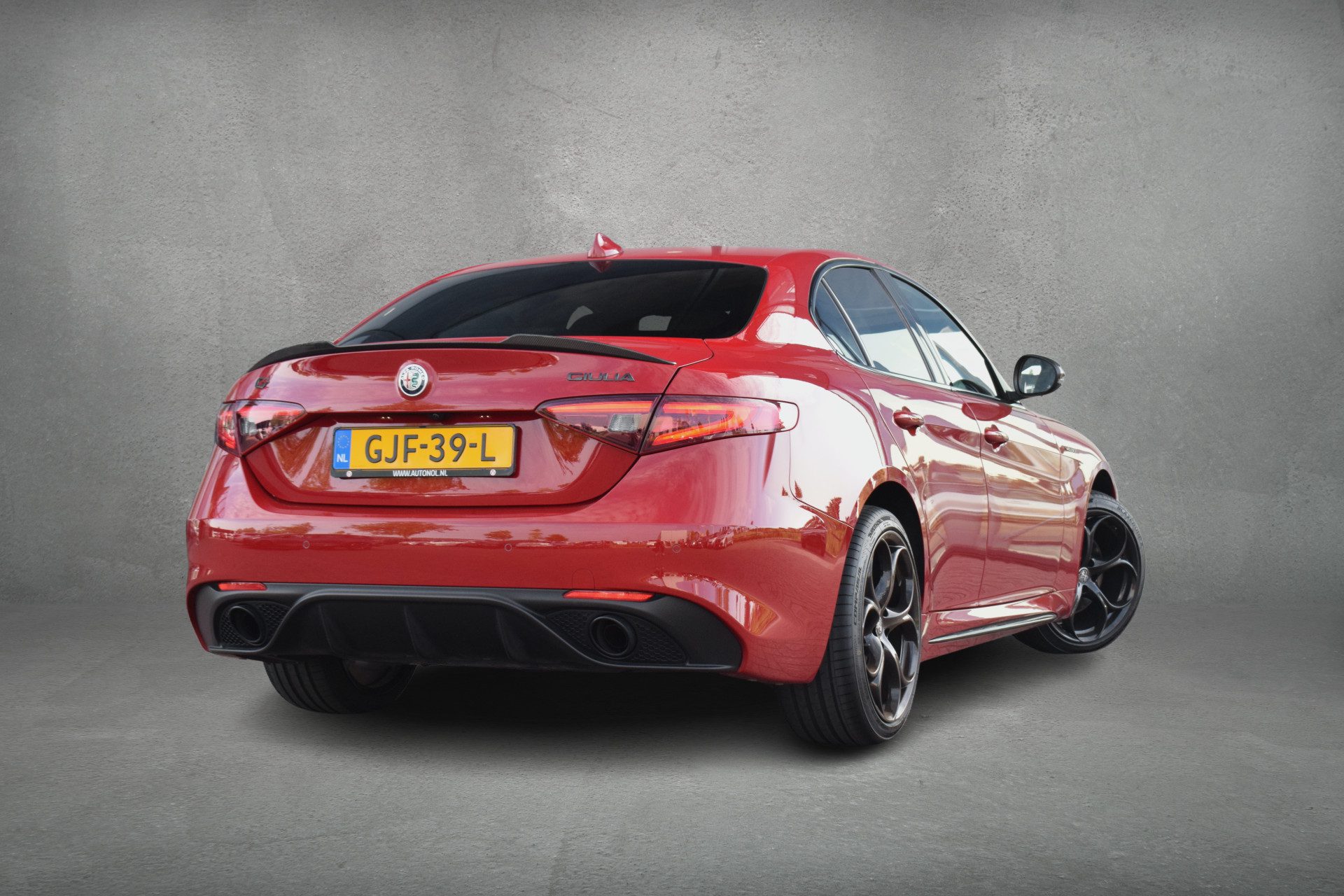 Alfa Romeo Giulia 2.0 T AWD Veloce Carbon | Apple CarPlay | H/K | Stoelverw. | Adapt Cruise