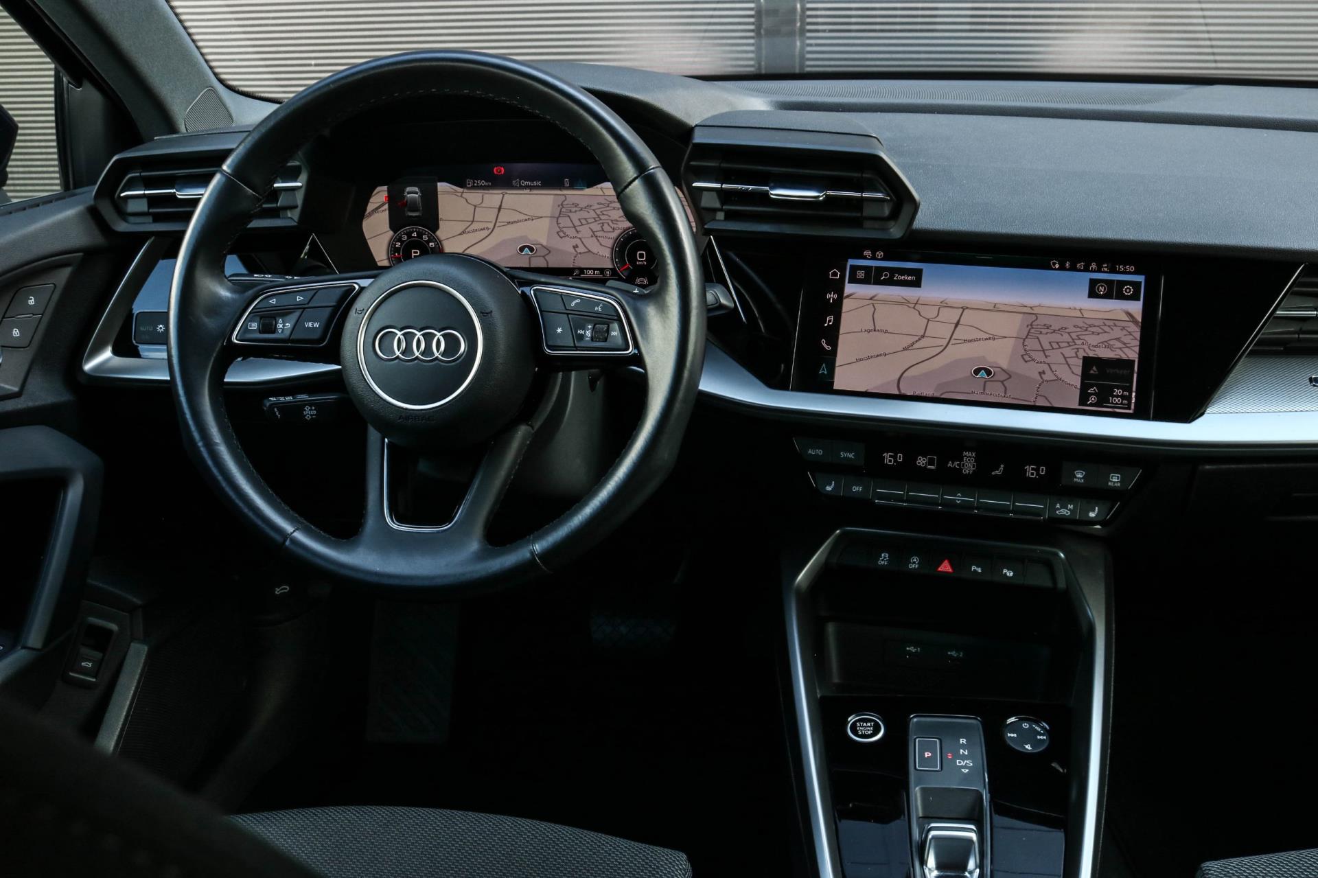 Audi A3 Limousine 35 TFSI S-line – LED – Sfeerverlichting – Carplay