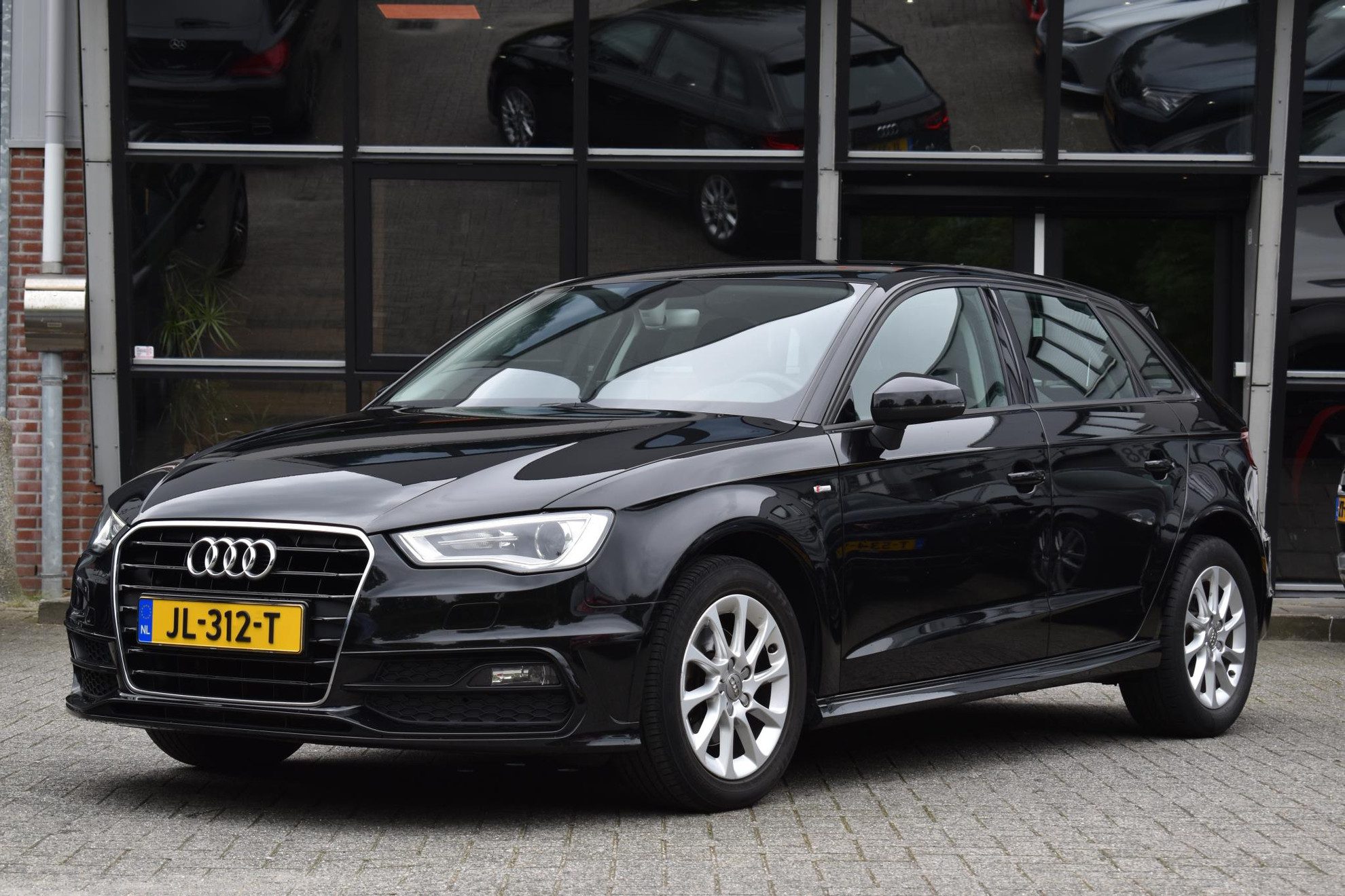 Audi A3 Sportback 1.2 TFSI Adrenalin S Line NAP Xenon Led Cruise Navi