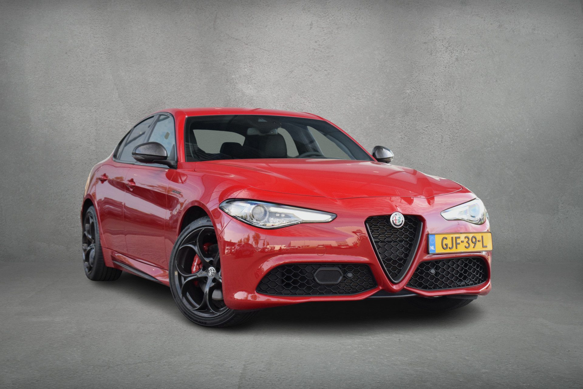 Alfa Romeo Giulia 2.0 T AWD Veloce Carbon | Apple CarPlay | H/K | Stoelverw. | Adapt Cruise