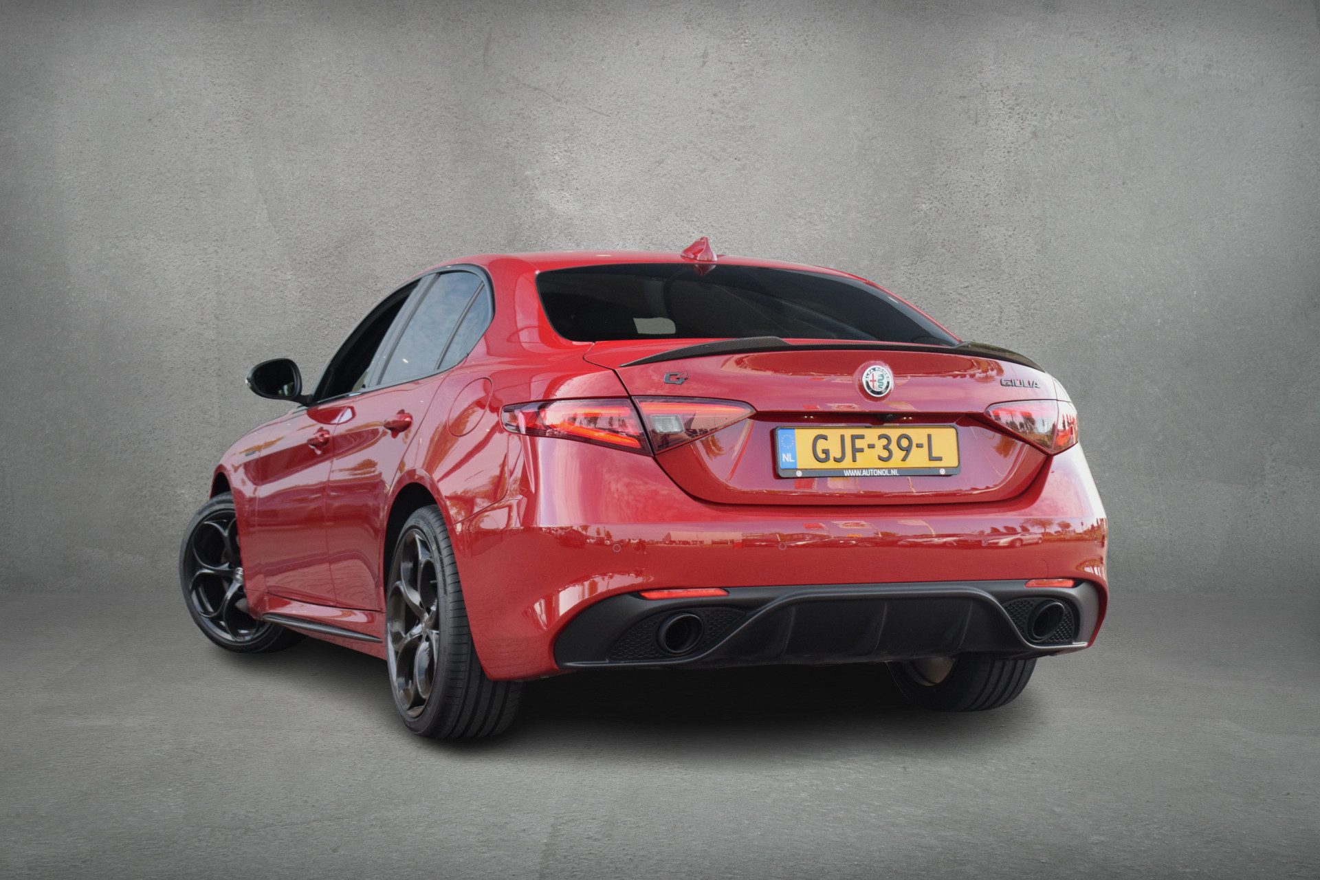 Alfa Romeo Giulia 2.0 T AWD Veloce Carbon | Apple CarPlay | H/K | Stoelverw. | Adapt Cruise