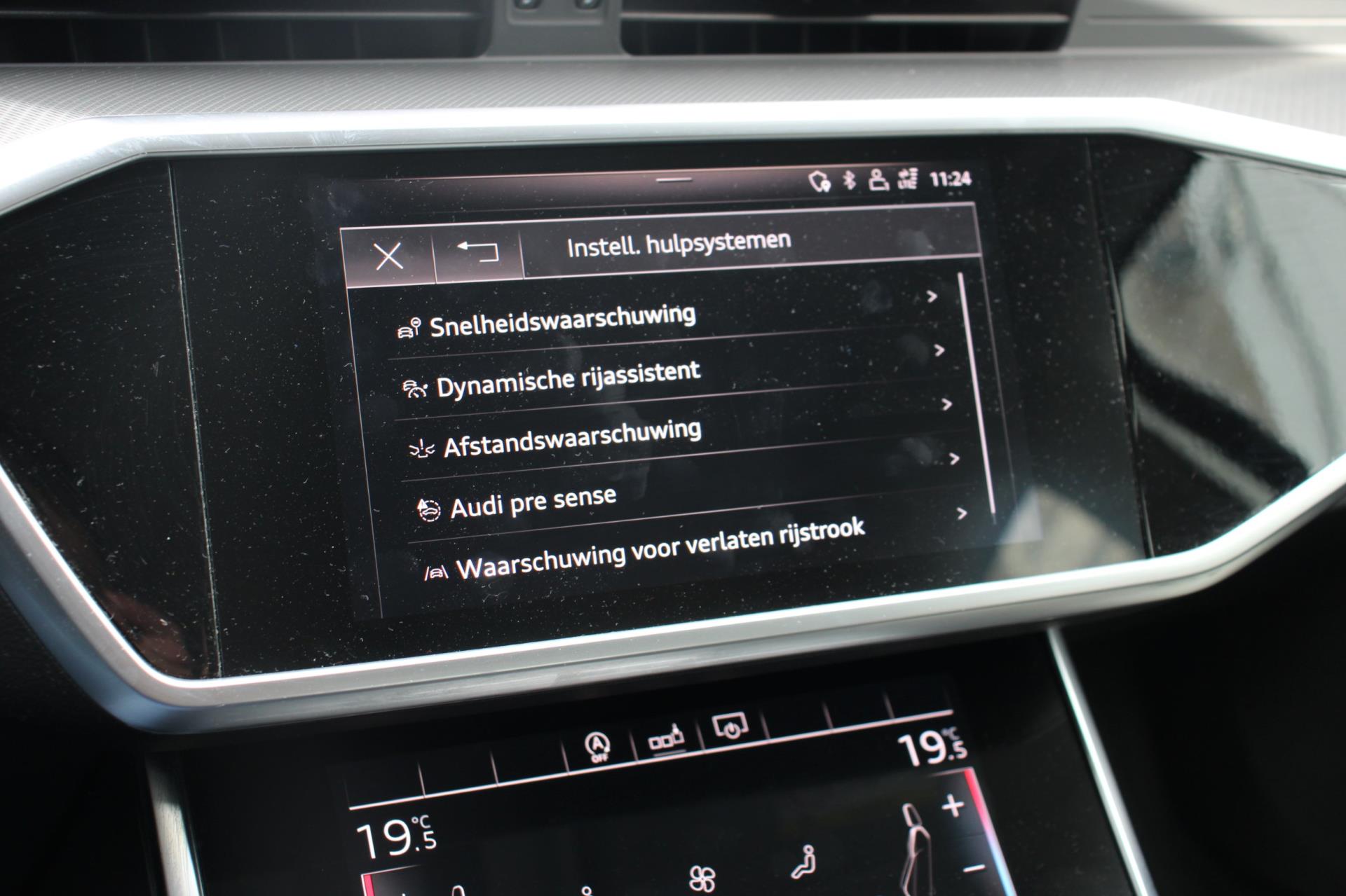 Audi A6 Avant 45 TFSI Business Edition 245 PK Sport Adaptive 360 Camera LED Matrix 19”