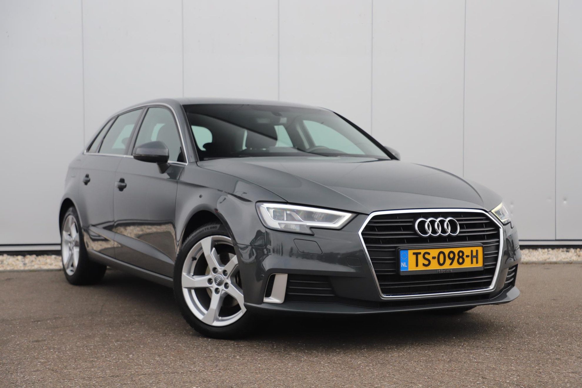 Audi A3 Sportback 30 TFSI Sport Lease Edition S-Tronic Automaat Full LED Navigatie Sportstoelen Clima Cruise Bluetooth PDC LMV