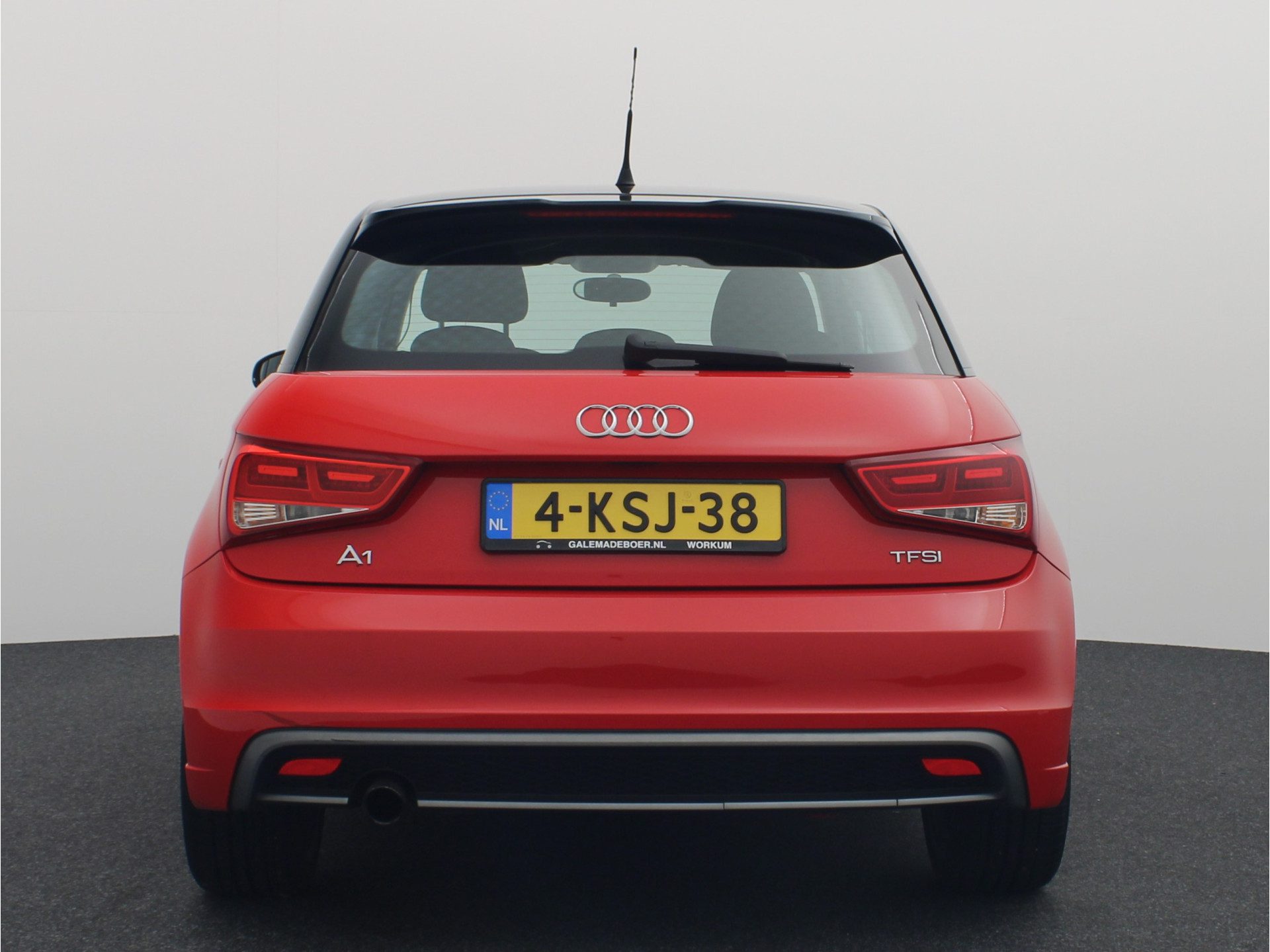 Audi A1 Sportback 1.2 TFSI Admired S-LINE / AIRCO / NAVI / BLUETOOTH / CRUISE / 5PERS / ELEK RAMEN / NL-AUTO