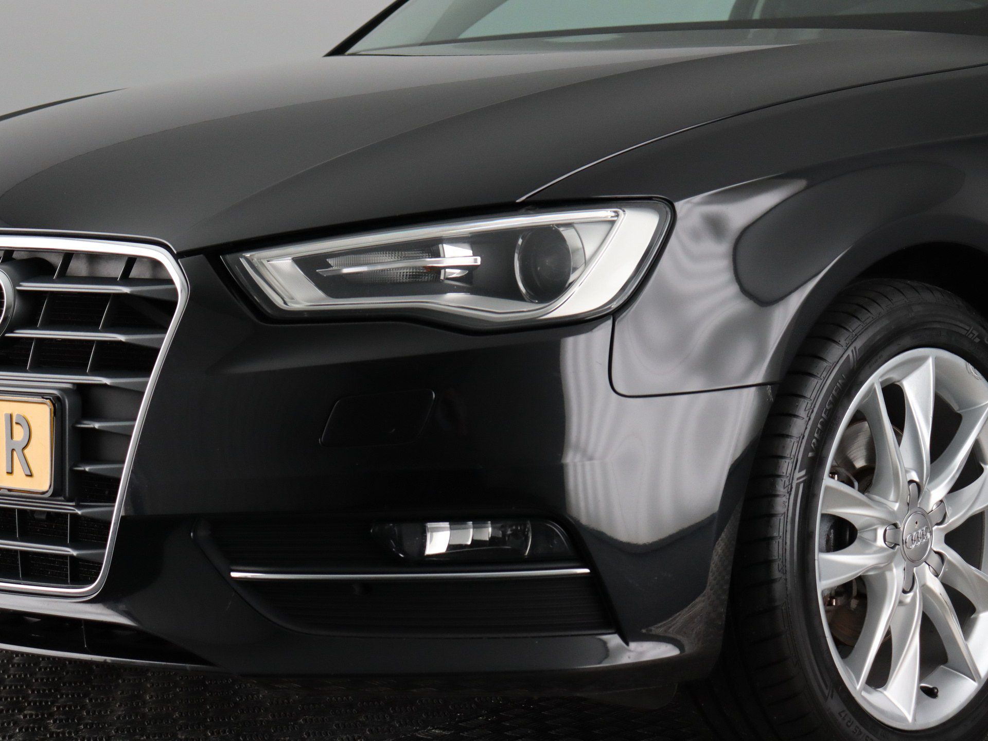 Audi A3 1.4 TFSI Attraction (Climate / Led / PDC / 17 Inch / Sportstoelen / Xenon)