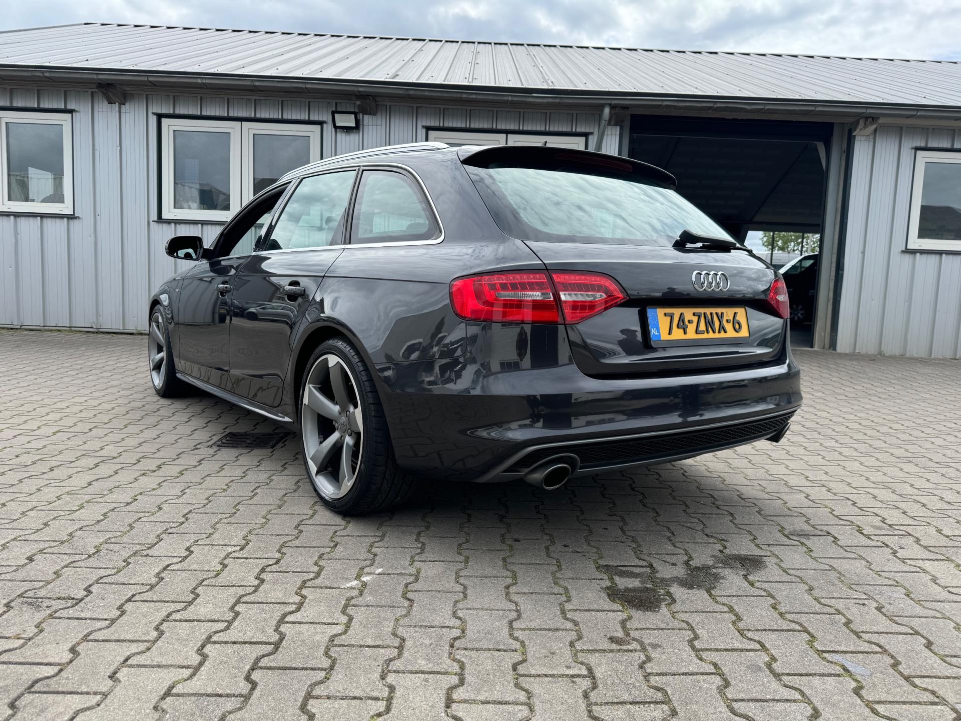 Audi A4 Avant 1.8 TFSI S Line S Edition 170PK Automaat