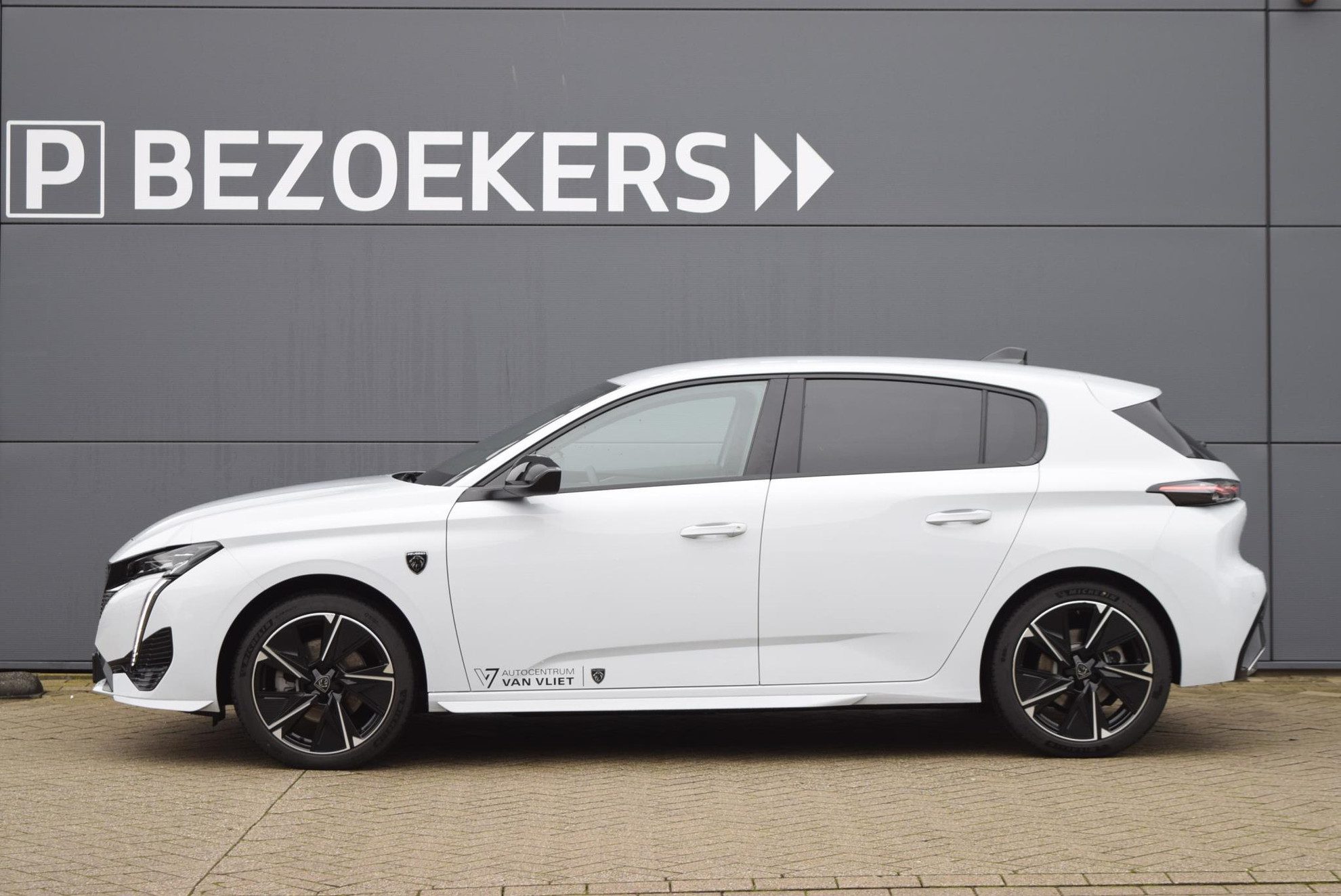 Audi A3 Limousine TFSI SPORT LED NAVI DEALER OND 1 EIG ORG NL AUTO