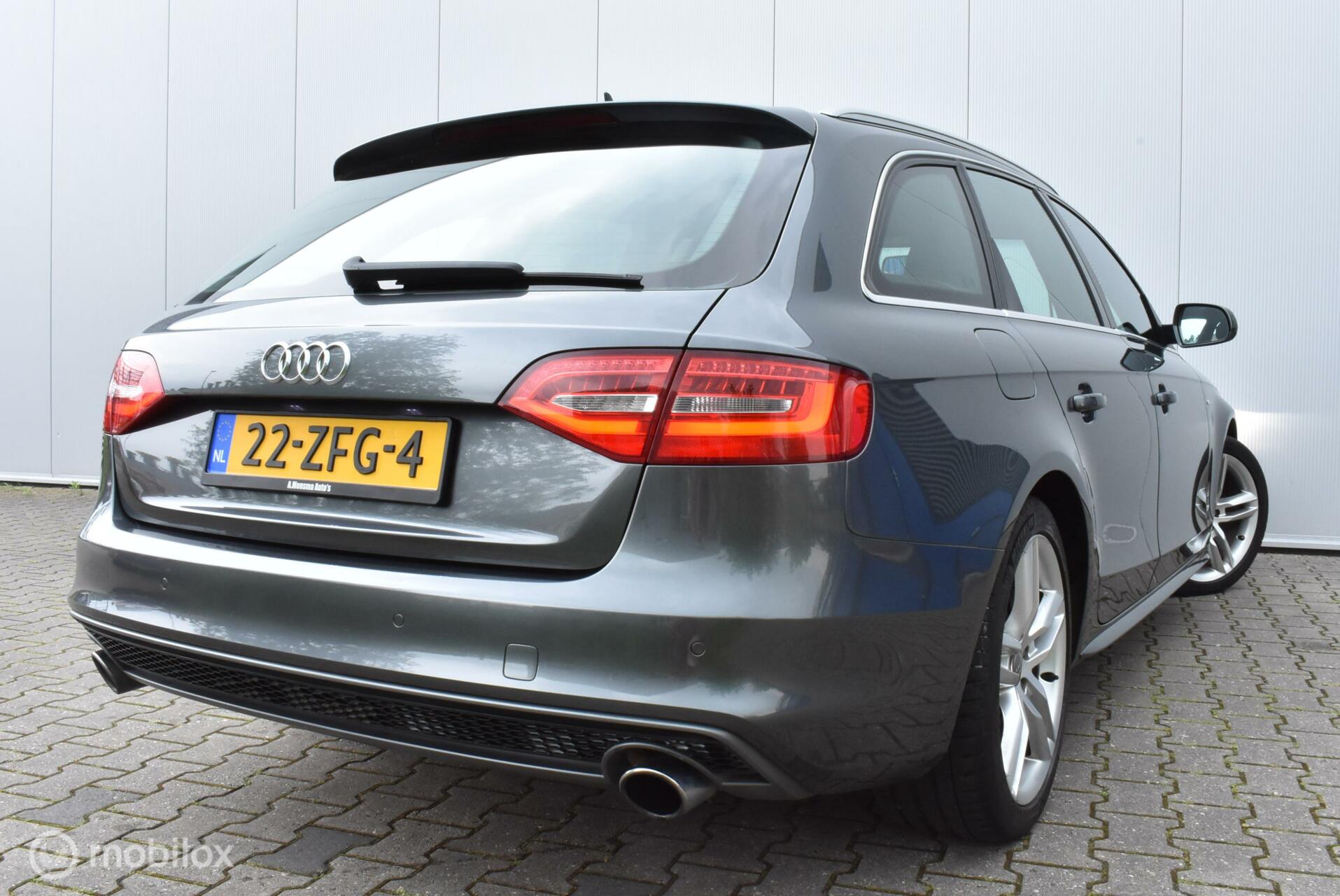 Audi A4 Avant 1.8 TFSI S-Line 2012 Daytonagrijs Xenon Navi Afn. trekhaak 18″ LMV Zeer mooi!