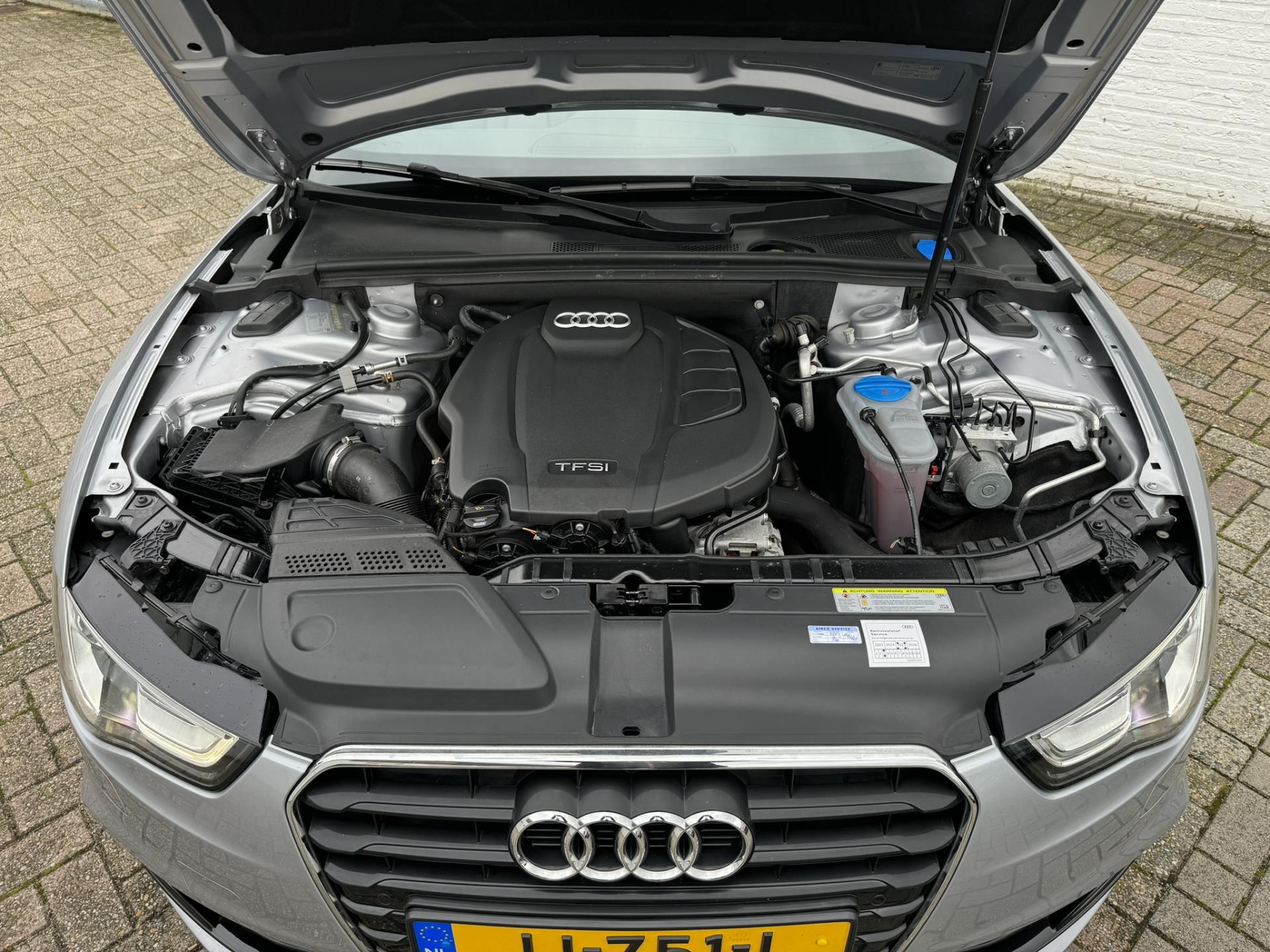 Audi A5 Cabriolet 1.8 TFSI Sport Competition S-line Topstaat! Elektrisch verwarmd + gekoeld Leder Trekhaak afneembaar