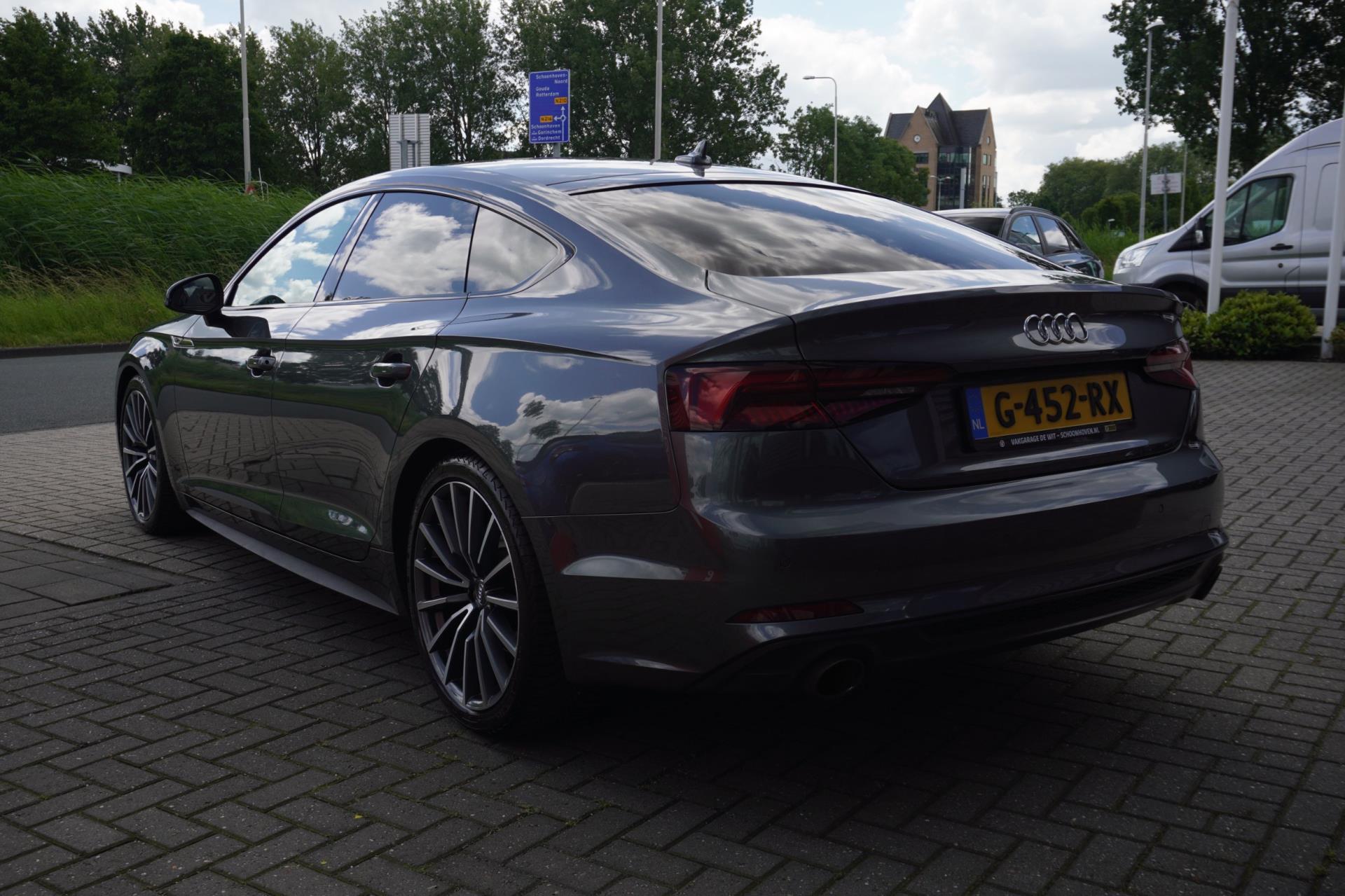 Audi A5 Sportback 35 TFSI Sport S-line black edition / Navi / Airco