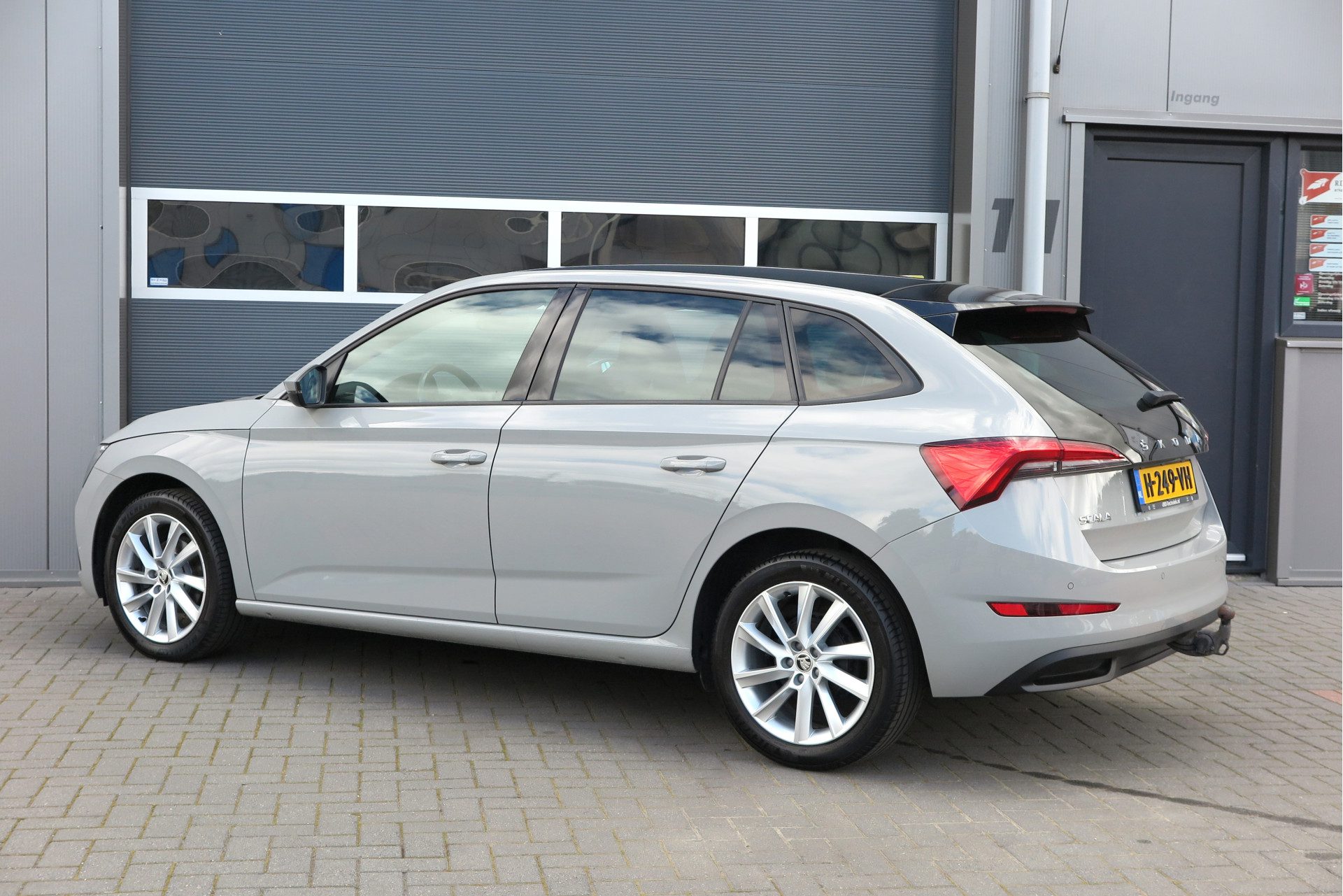 Škoda Scala 1.0 TSI 85KW 116PK DSG Sport Business Panoramadak,Virtual cockpit, Carplay, Adaptive cruise, Lane asist , LMV, Trekhaak (zwenkbaar)