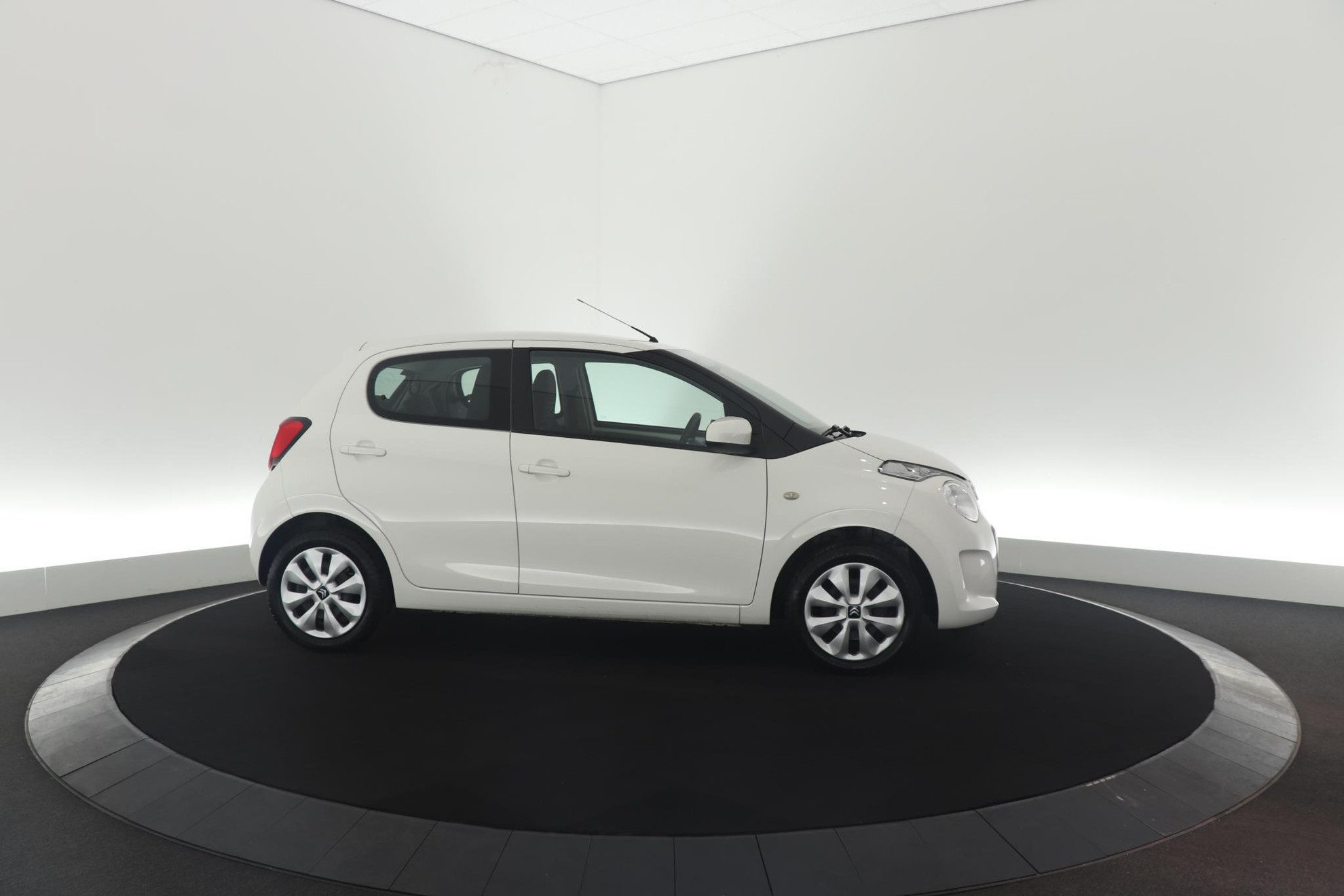 Citroen C1 1.0 VTi Feel | Airco | Bluetooth | Elektrische Ramen | 5 Deurs