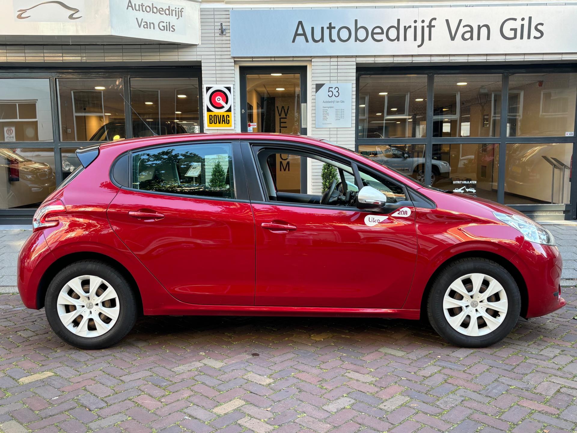 Peugeot 208 1.0 PureTech LIKE | AIRCO | CRUISE CONTROL | NAVIGATIE | BLUETOOTH |