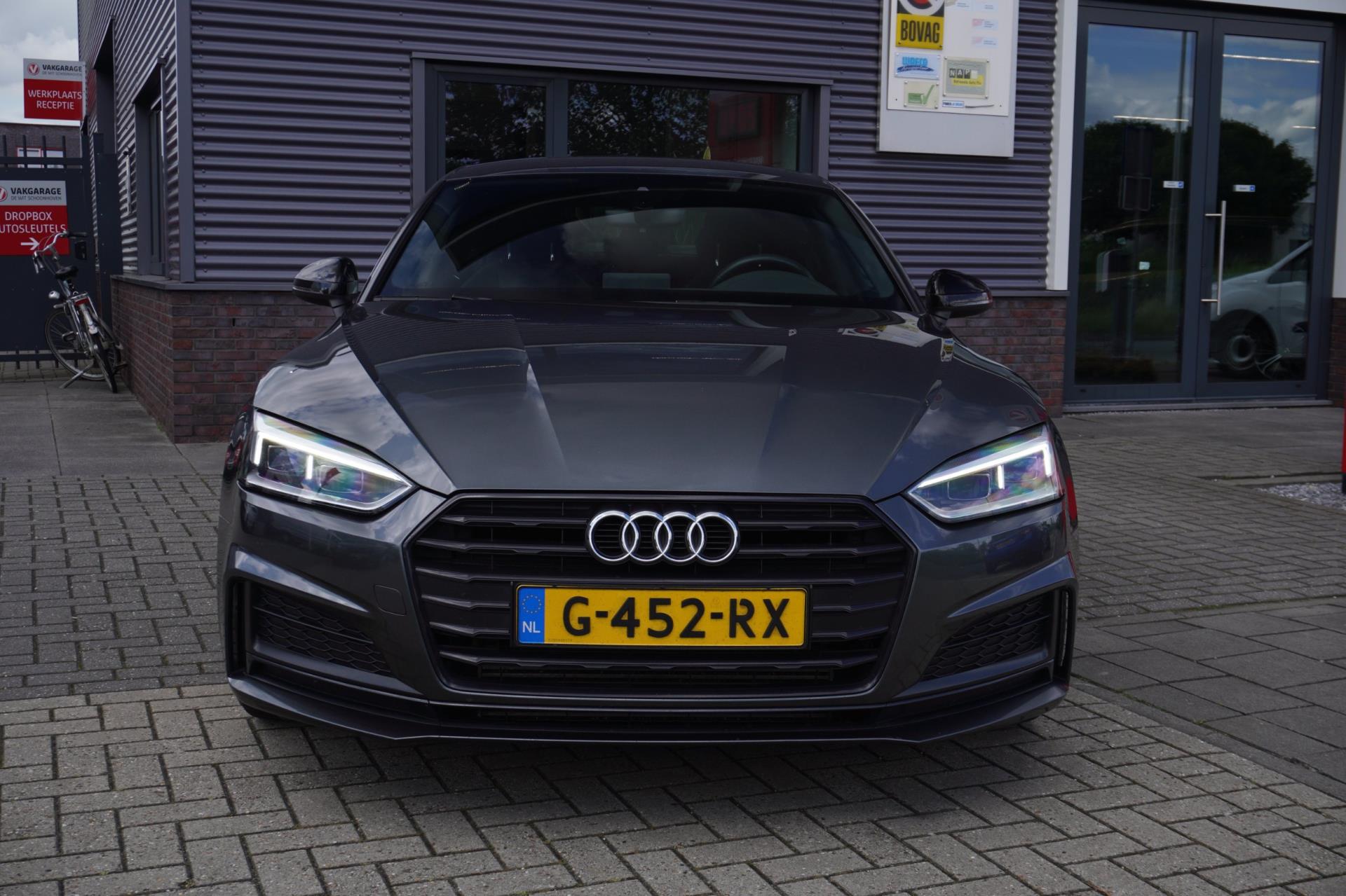 Audi A5 Sportback 35 TFSI Sport S-line black edition / Navi / Airco