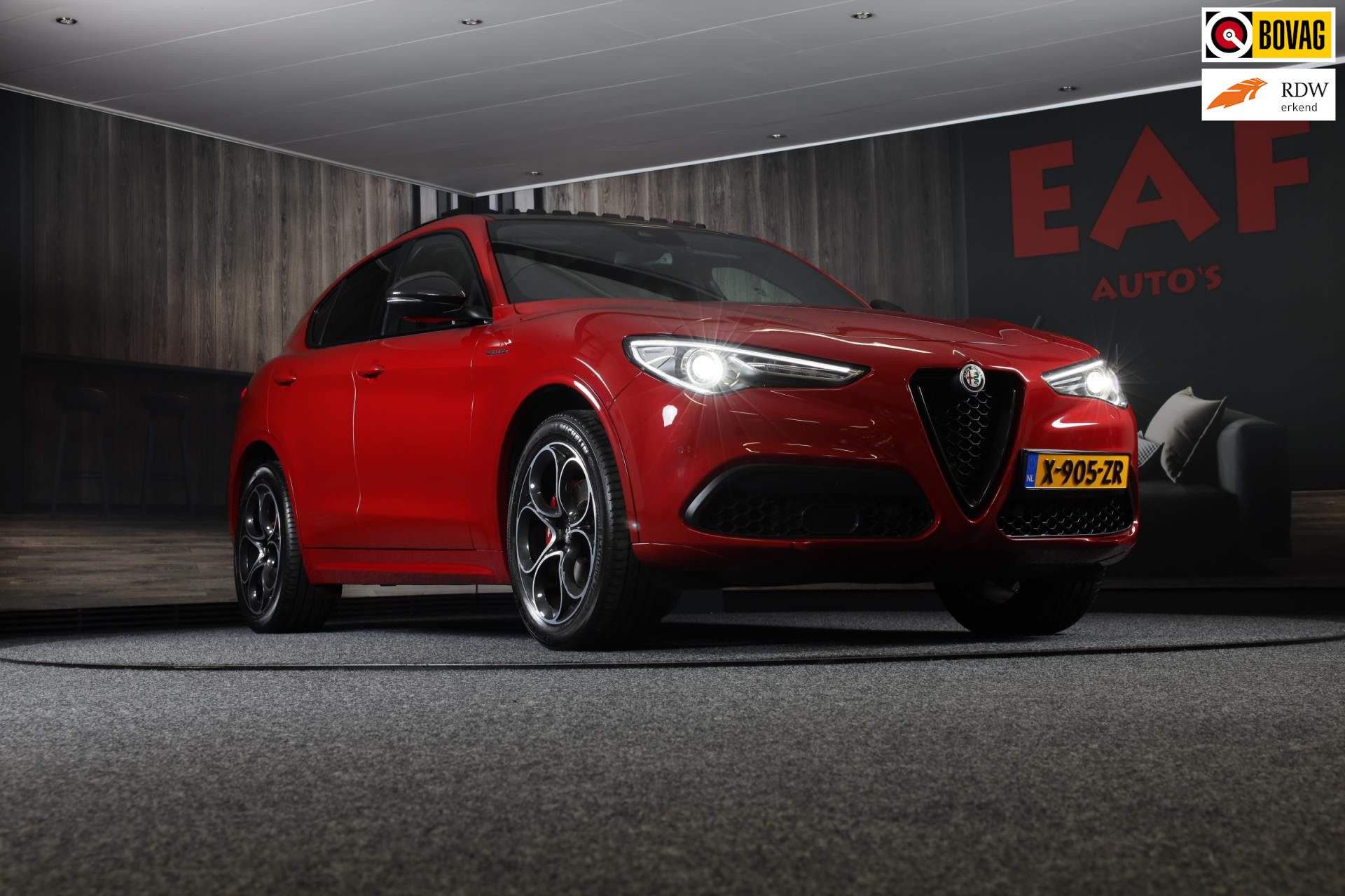 Alfa Romeo STELVIO 2.0 T AWD B-Tech Business Edition / FACELIFT / 280 PK / Navi / Acc / Leder / Memory / Lane Assist / Dode Hoek