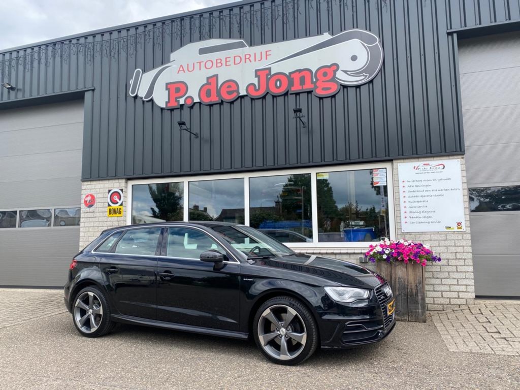 Audi A3 E-tron 1.4 TFSI 204pk S-LINE Origineel NL Trekhaak