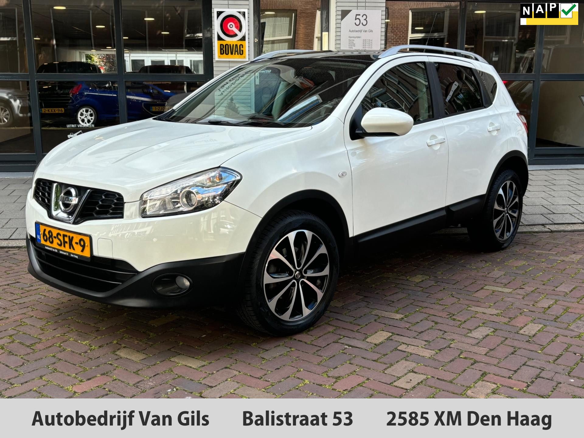 Nissan Qashqai 1.6 Connect Edition | AIRCO | PANORAMADAK | CAMERA | TREKHAAK | NAVIGATIE |