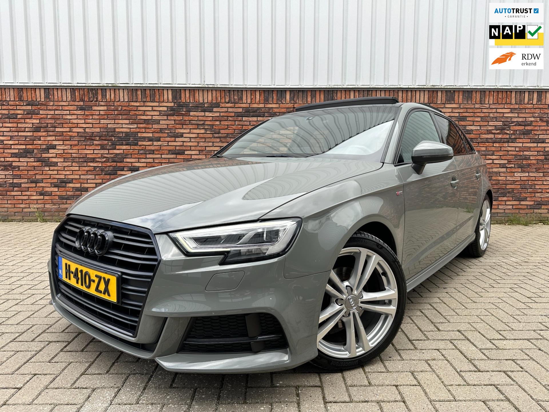 Audi A3 Sportback 35 TFSI CoD Advance Sport S-Line|Pano|