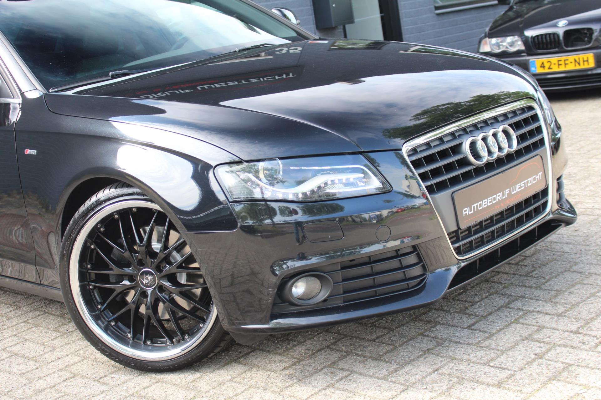 Audi A4 Limousine 2.0 TFSI, S-Line, 210PK, Youngtimer, NAP!