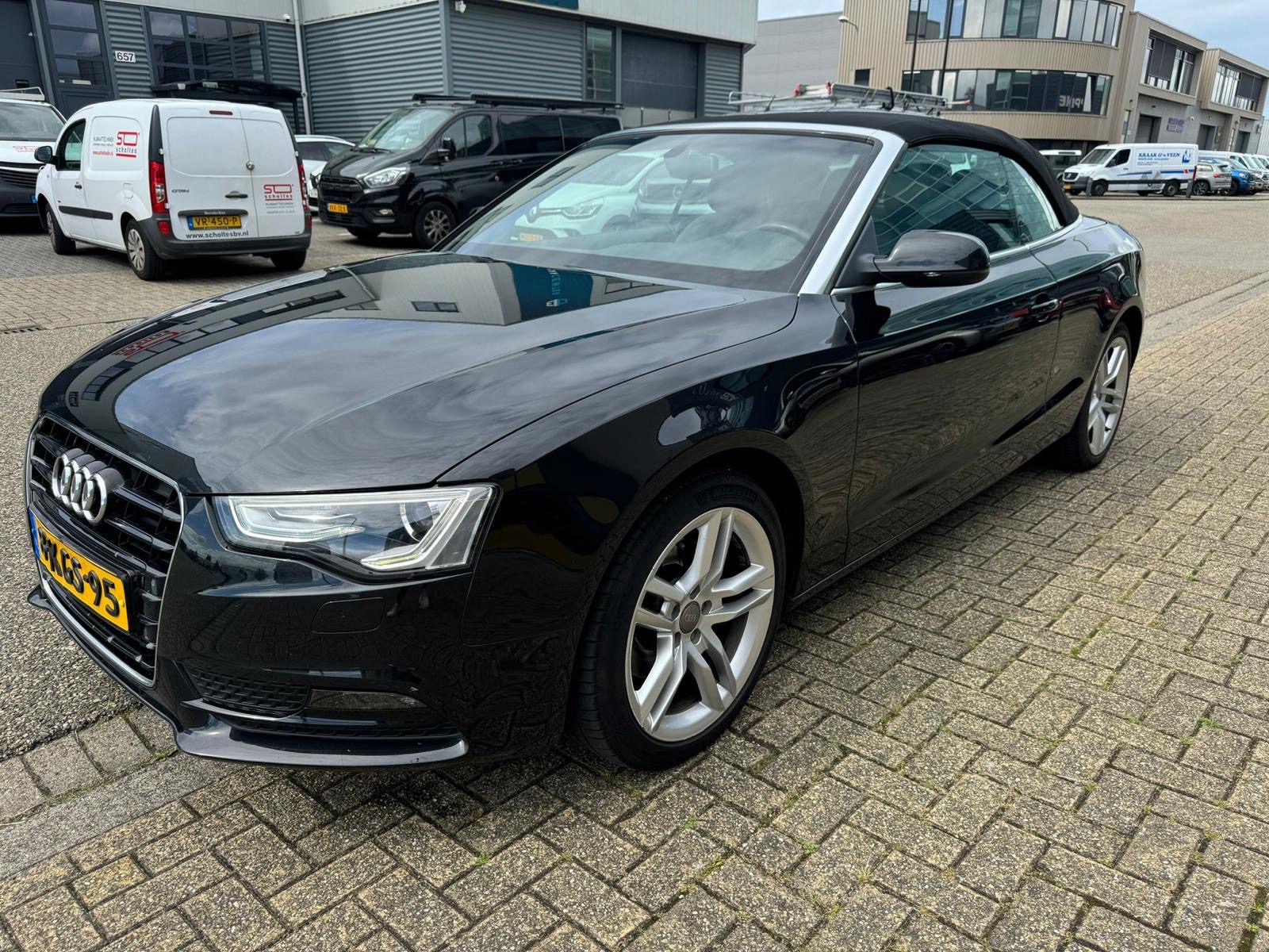 Audi A5 Cabriolet 1.8 TFSI Sport / Nav / Xenon / Sport int / Leder / Automaat / Org Nederlands geleverd / Top onderhouden!