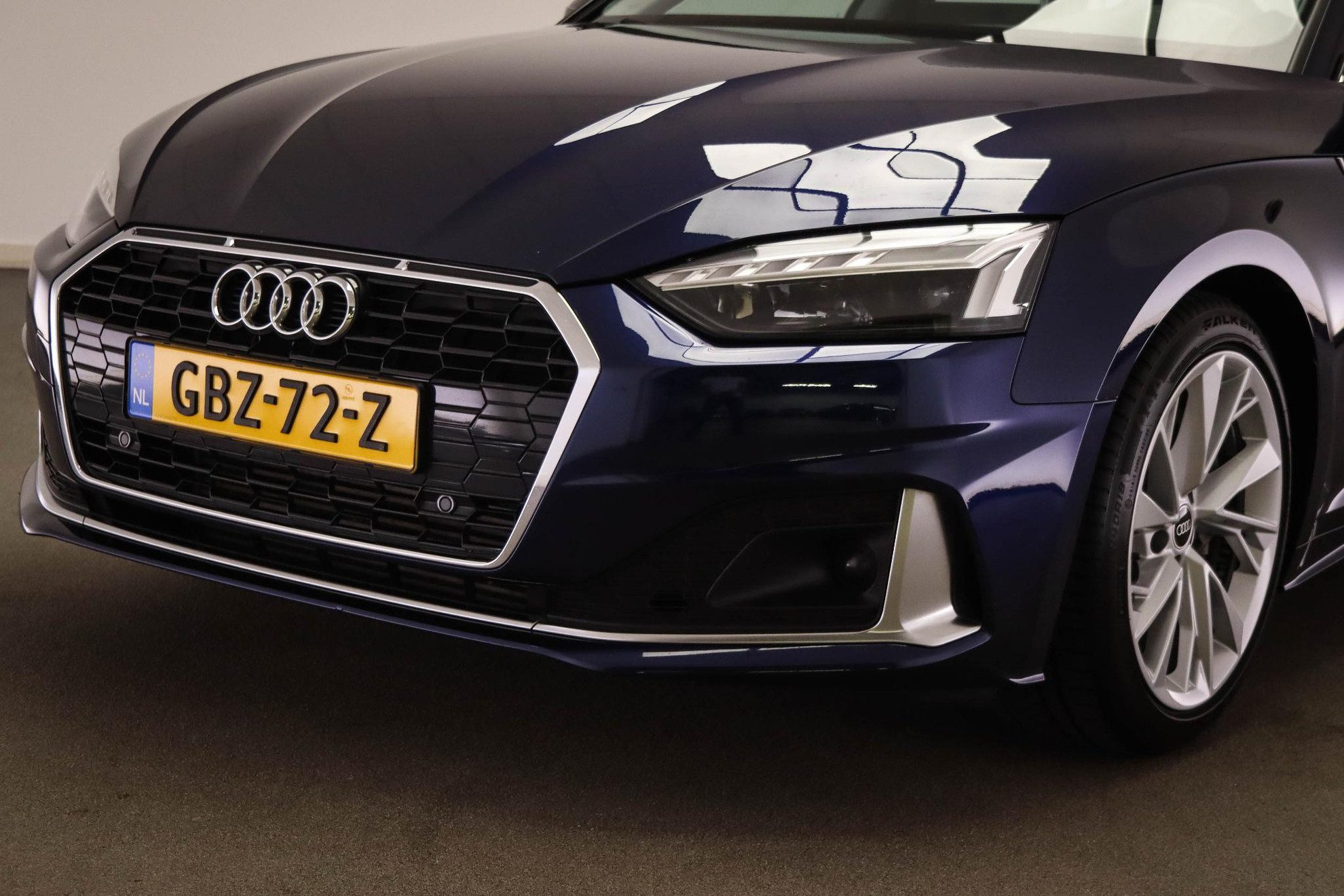 Audi A5 Sportback 40 TFSI Advanced Edition | ASSISTENTIE RIJDEN / PARKING- PACK | MASSAGE | VIRTUAL COCKPIT | ACC | DRAADLOZE LADER | CAMERA | 18″