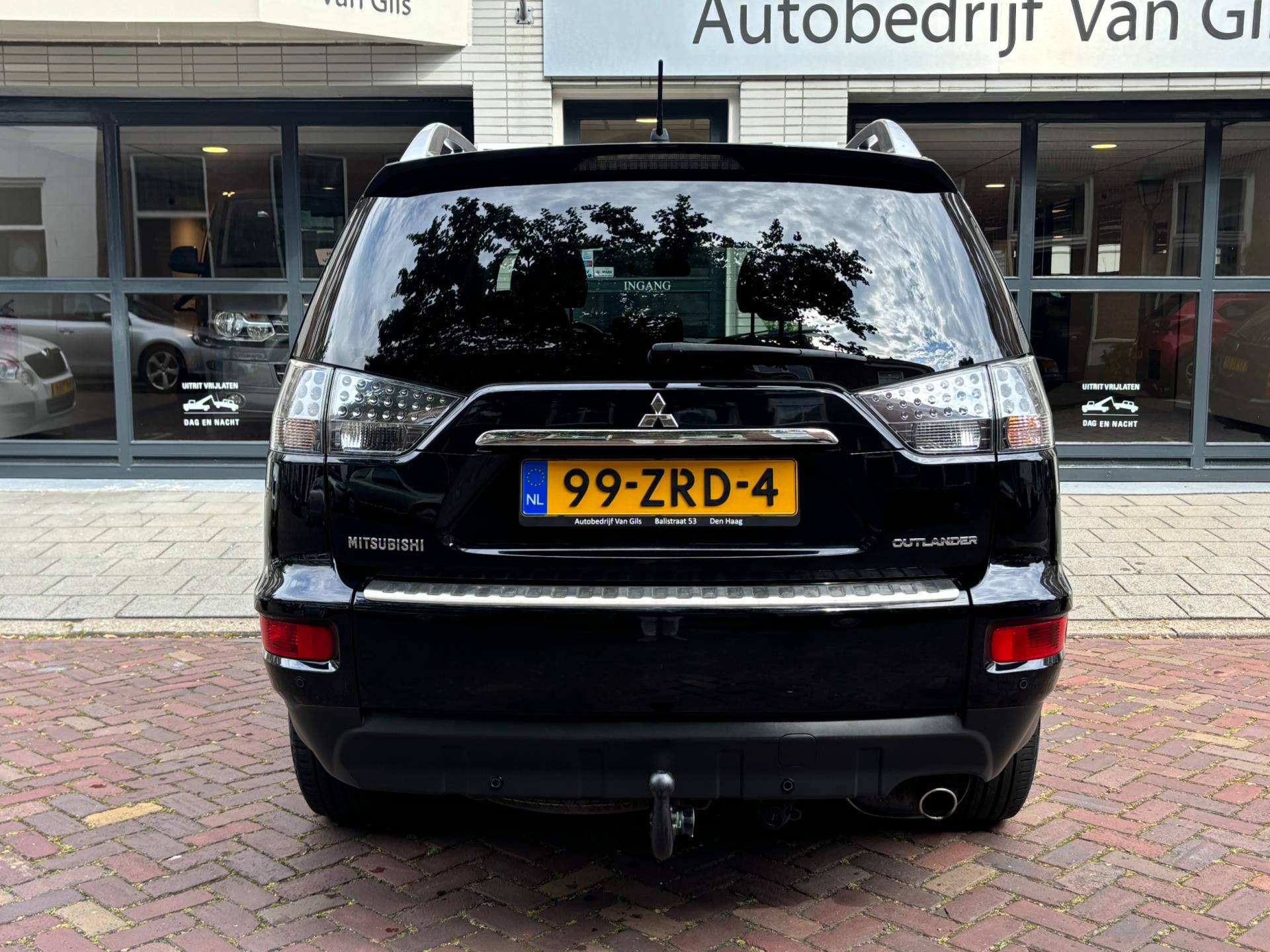 Mitsubishi Outlander 2.0 Edition One | AUTOMAAT | AIRCO | XENON | CAMERA | NAVIGATIE | TREKHAAK |