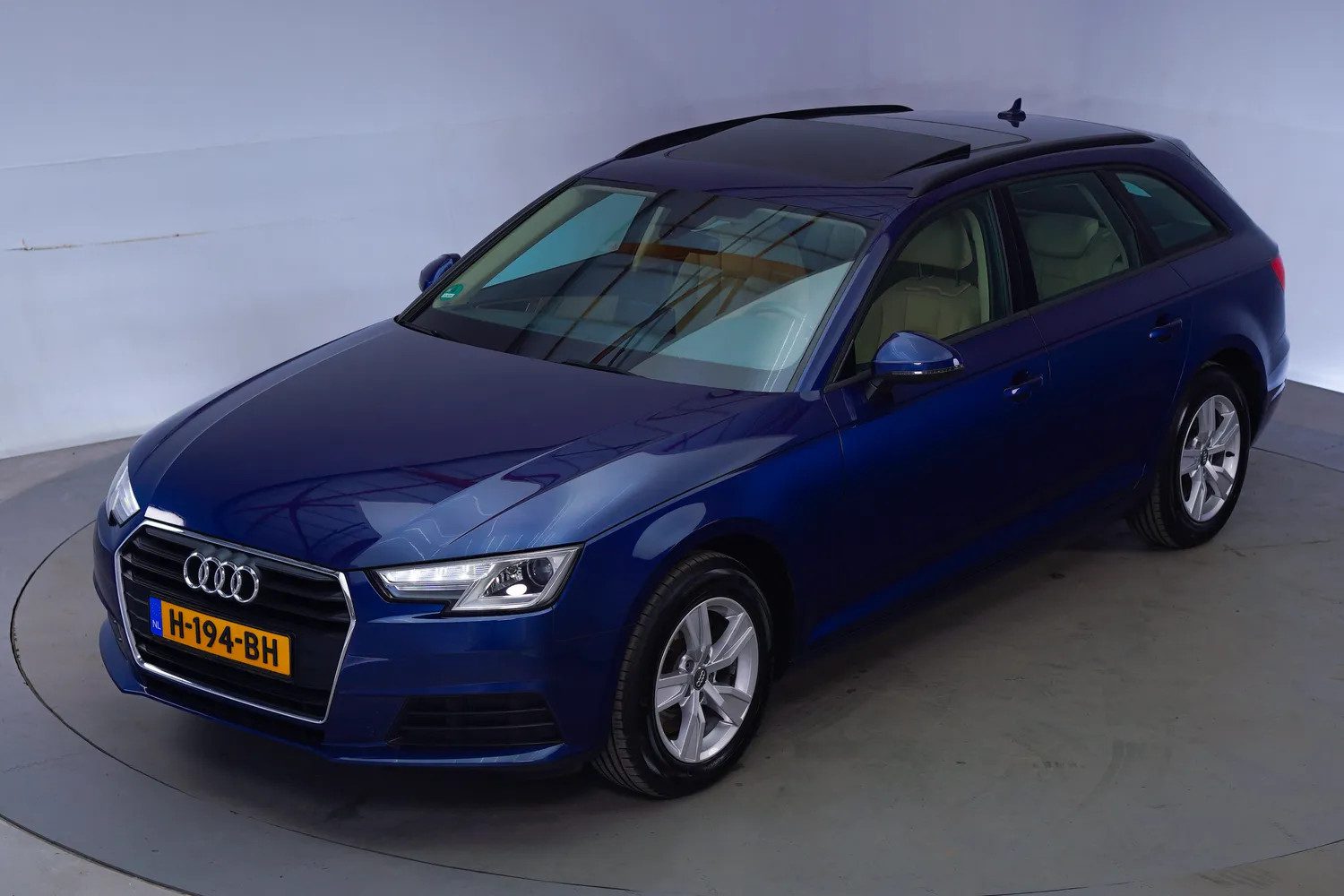 Audi A4 A4 Avant 1.4 TFSI Pro Line Aut [ Panoramadak Stoelverwarming Leder ]