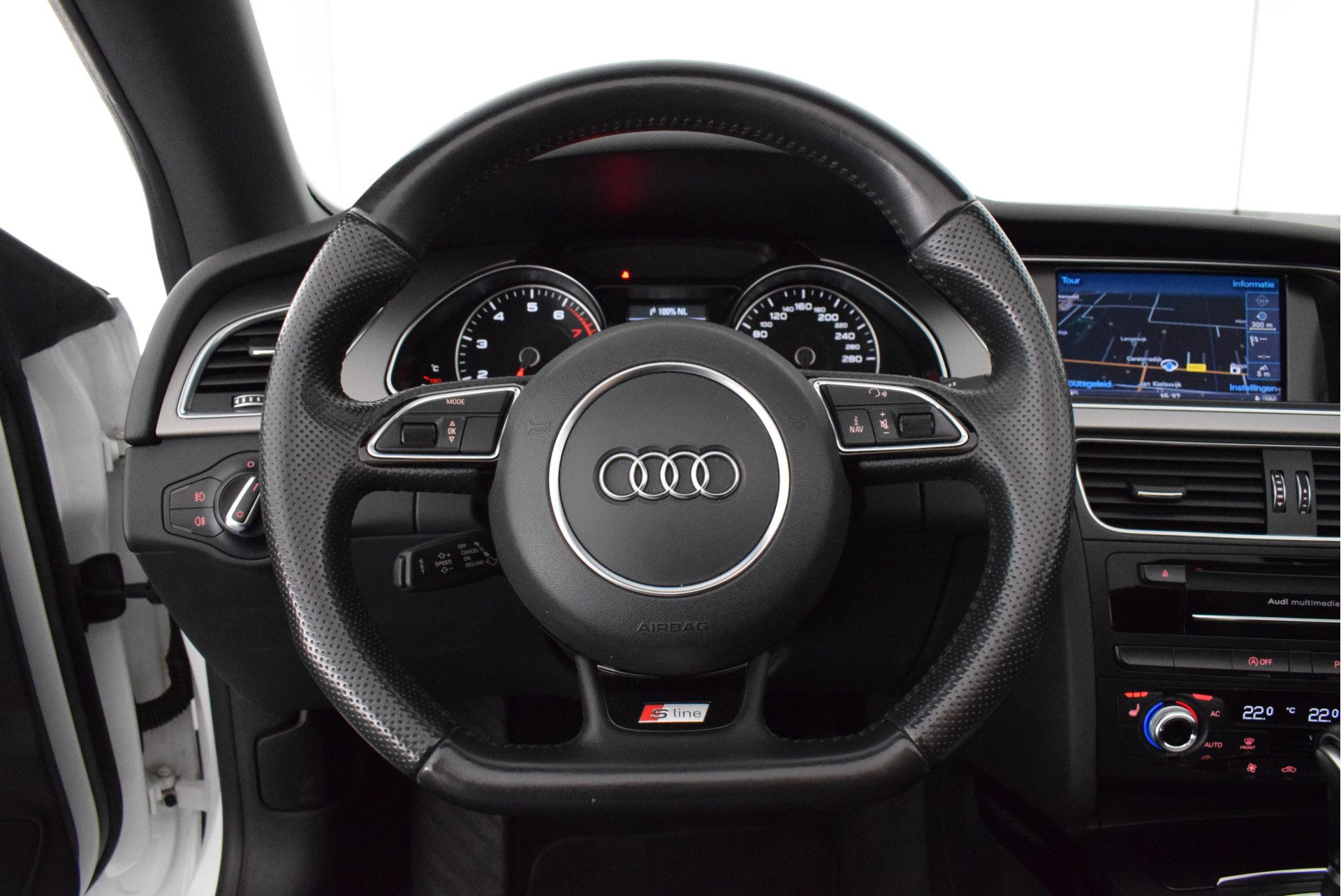 Audi A5 Cabriolet 2.0 TFSI 211pk S-tronic quattro 2x S-Line Nekverwarming Stoelverwarming Keyless Xenon Leder Navigatie