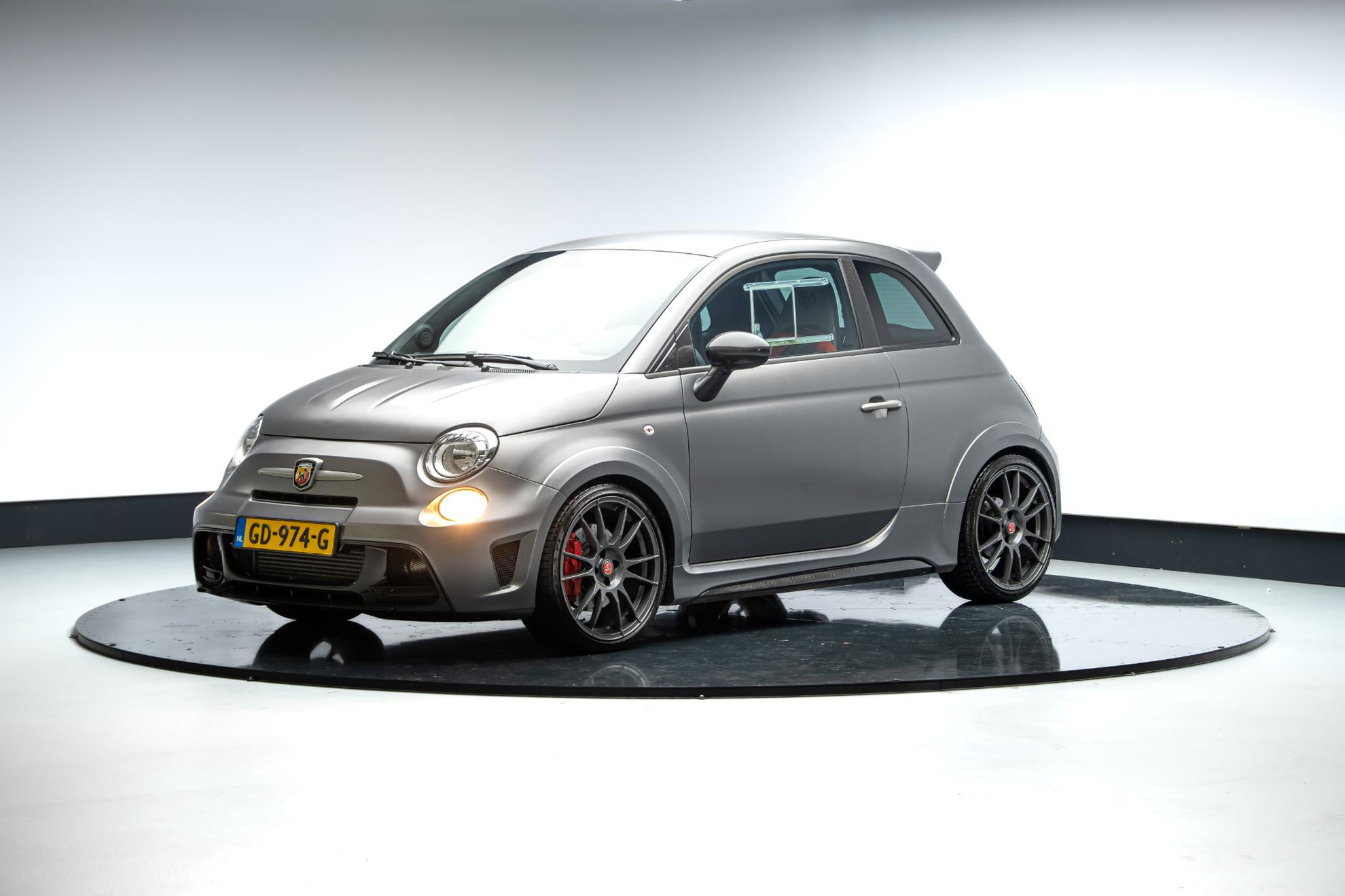 Abarth  500 1.4 T-Jet Abarth 695 Biposto