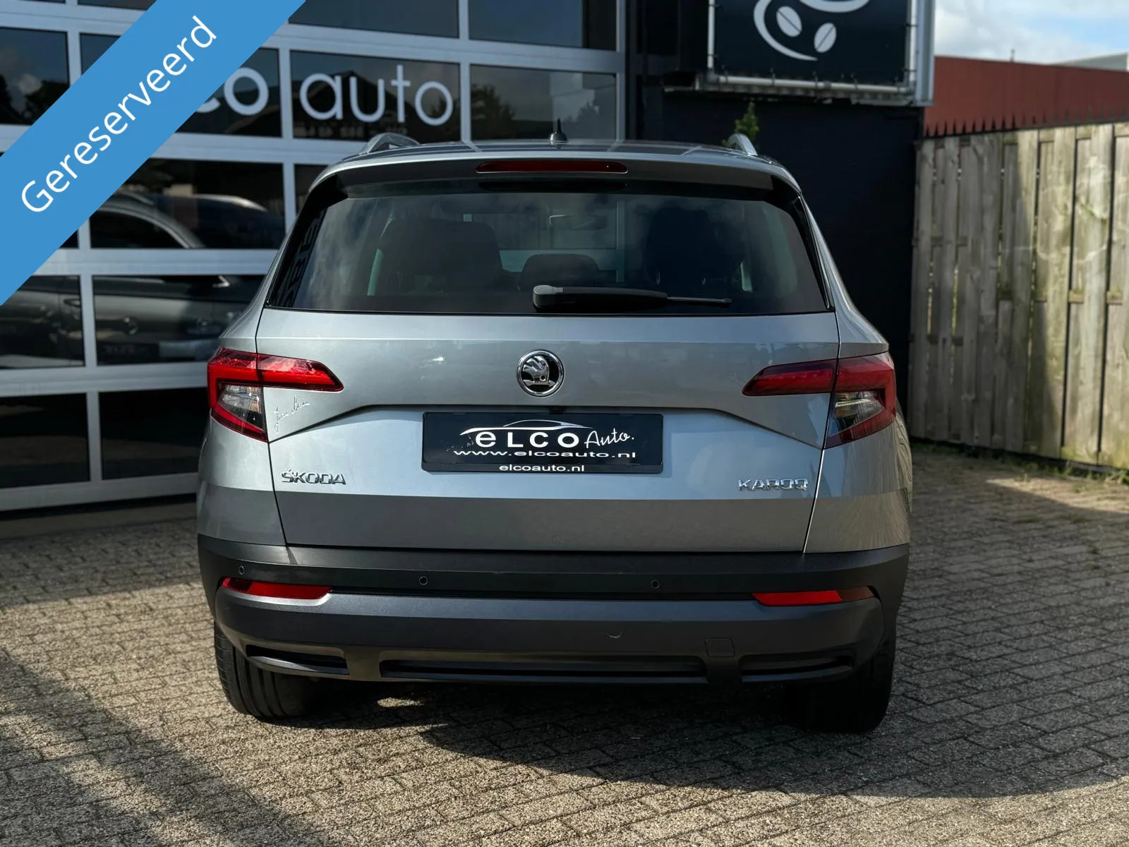 Škoda Karoq 1.5 TSI ACT Amb. Business /ACC / CarPlay /Camera