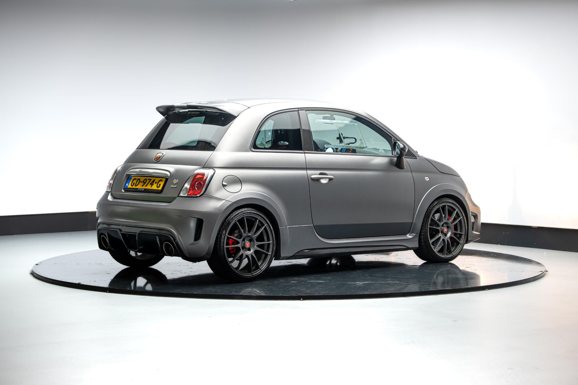 Abarth  500 1.4 T-Jet Abarth 695 Biposto