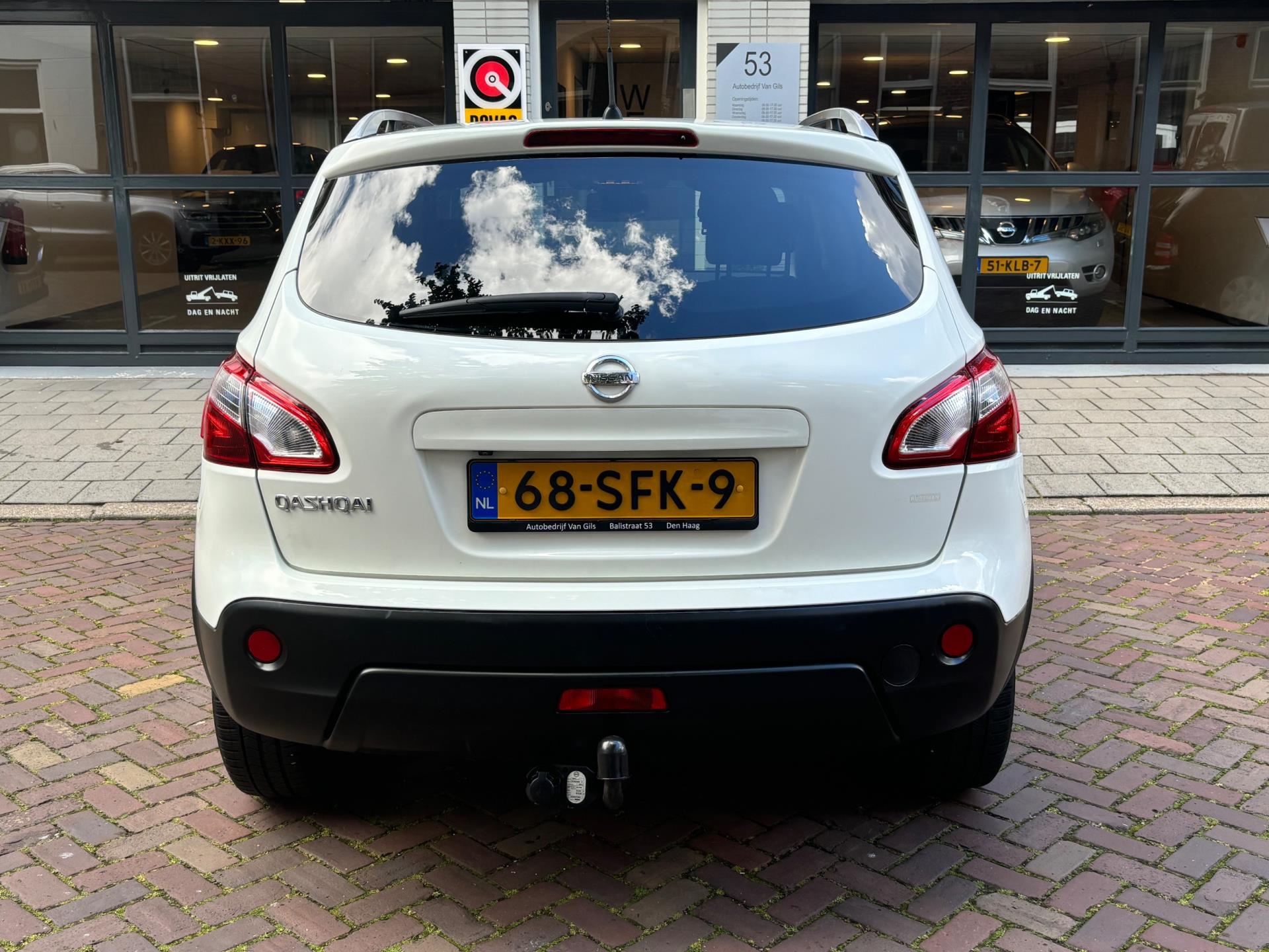 Nissan Qashqai 1.6 Connect Edition | AIRCO | PANORAMADAK | CAMERA | TREKHAAK | NAVIGATIE |