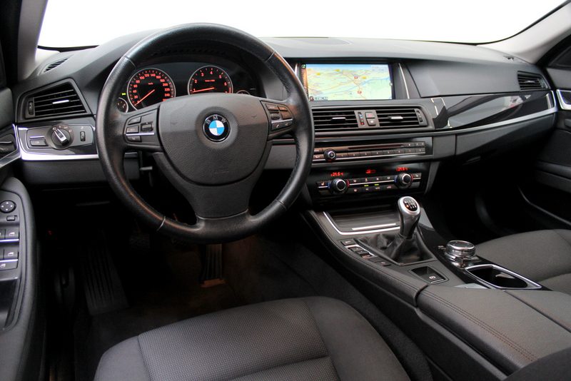 BMW 5 Serie 520i Executive 184PK, NAVIGATIE | PARKEERSENSOREN | CRUISE CONTROLE | CLIMATE CONTROLE