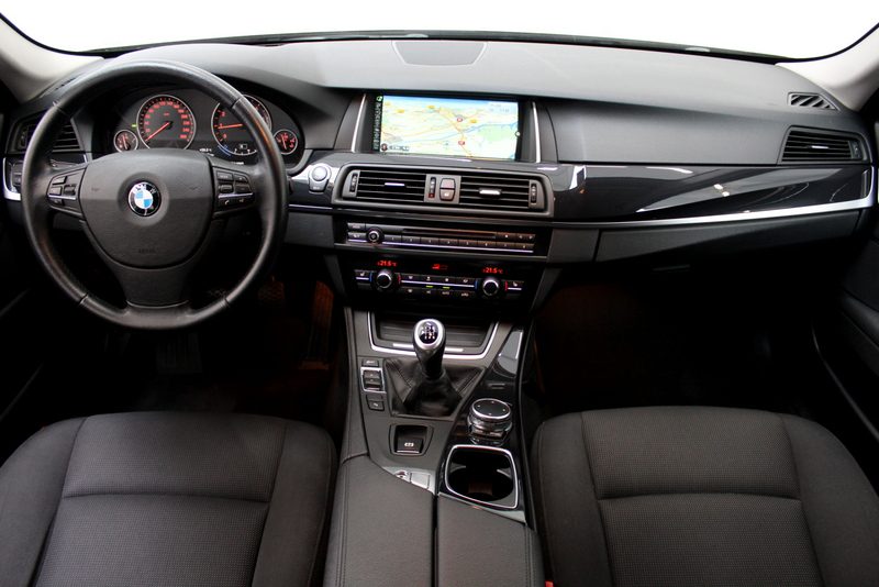 BMW 5 Serie 520i Executive 184PK, NAVIGATIE | PARKEERSENSOREN | CRUISE CONTROLE | CLIMATE CONTROLE