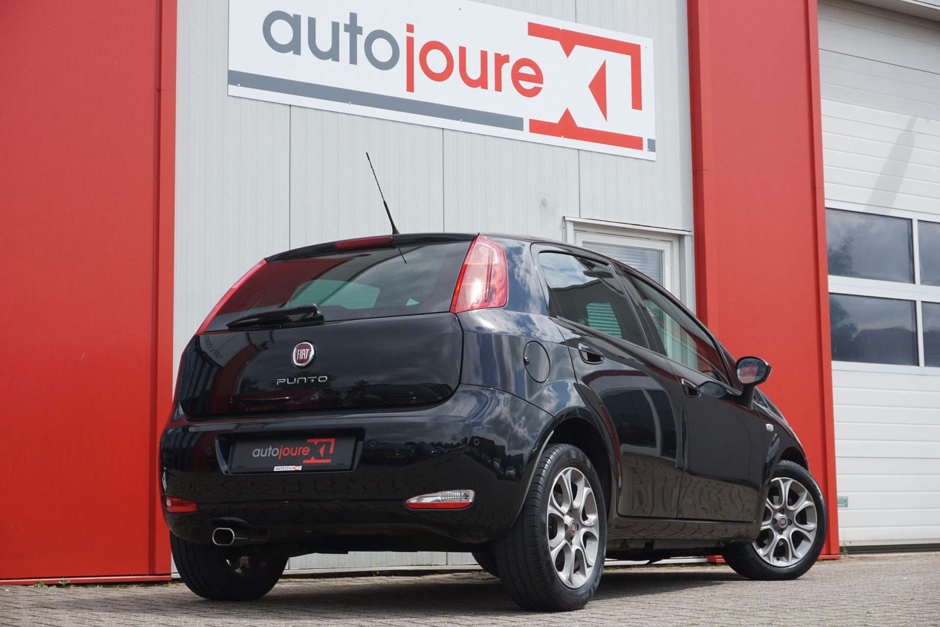 Fiat Punto Evo 0.9 TwinAir Lounge Sport | Climate | Cruise | Navi | Origineel NL |