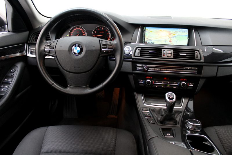 BMW 5 Serie 520i Executive 184PK, NAVIGATIE | PARKEERSENSOREN | CRUISE CONTROLE | CLIMATE CONTROLE