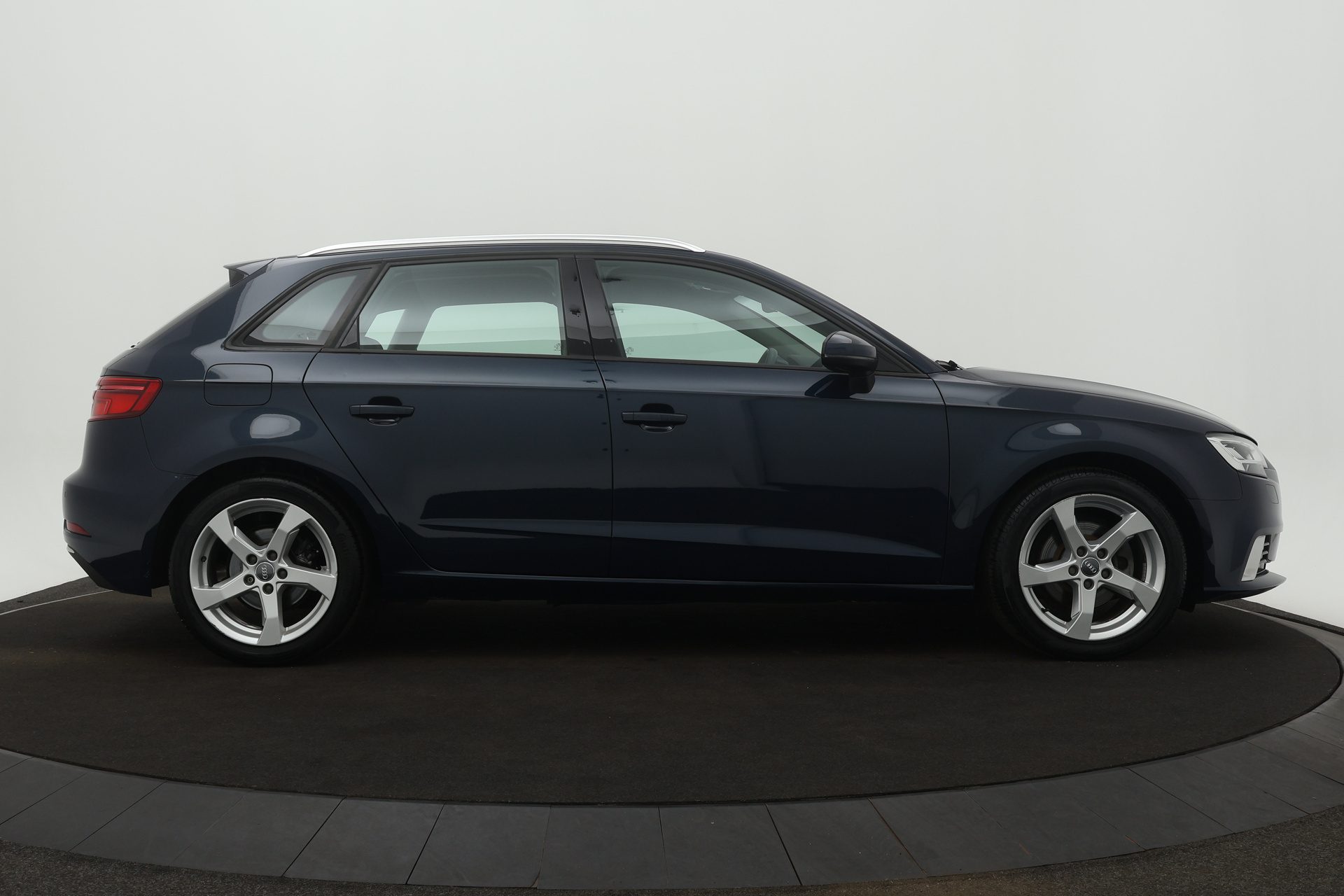 Audi A3 Sportback BWJ 2017 1.0 116 TFSI 116 PK Sport Lease Edition AUTOMAAT / AIRCO / NAVI  / CRUISE / PDC / COMFORTSTOELEN / FULL LED / LMV /