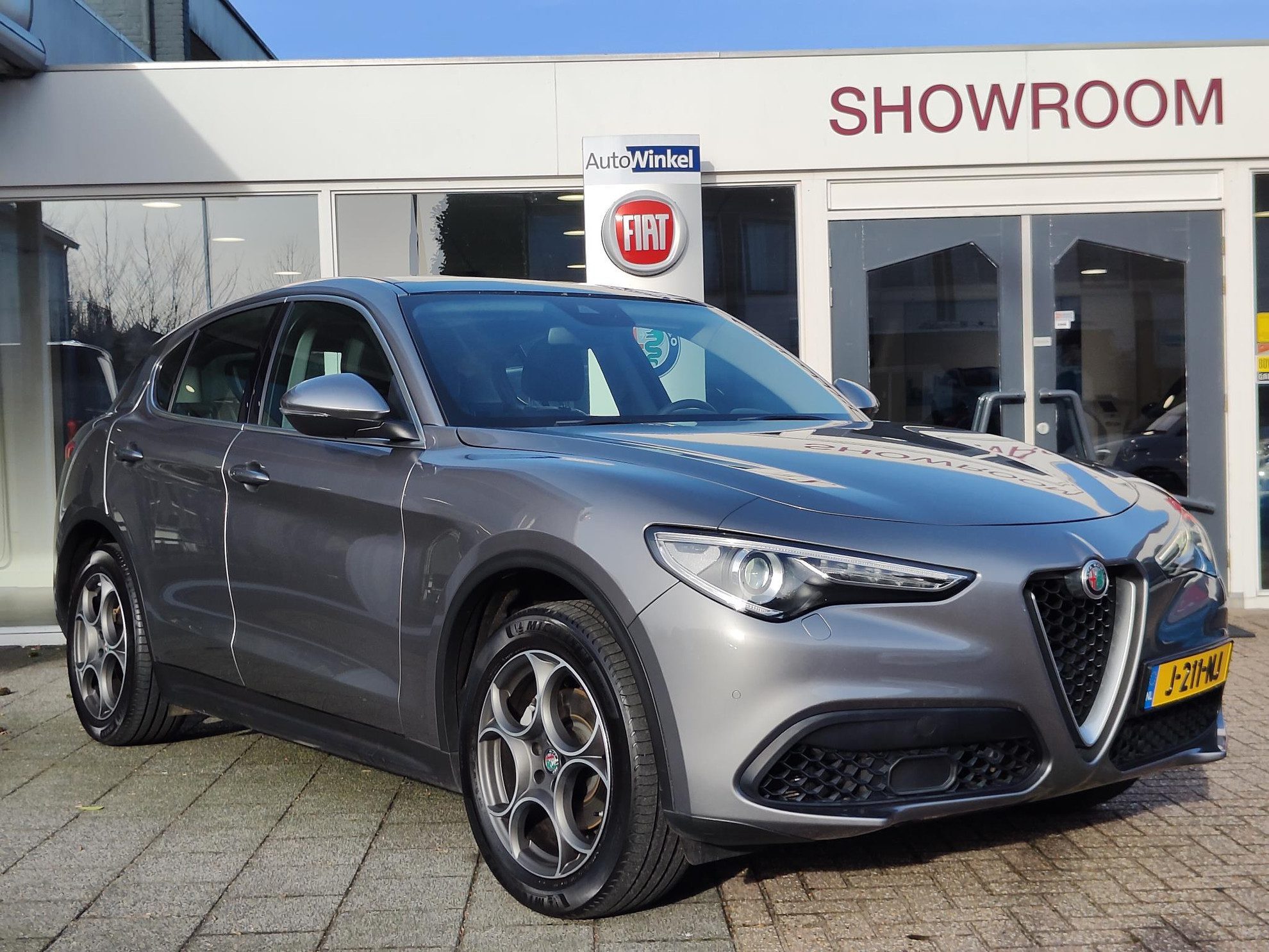 Alfa Romeo Stelvio 2.0 Turbo Aut. AWD 200pk Super | Schuif/Kantel dak | Trekhaak | Leder | Navi | Elek. Stoelen