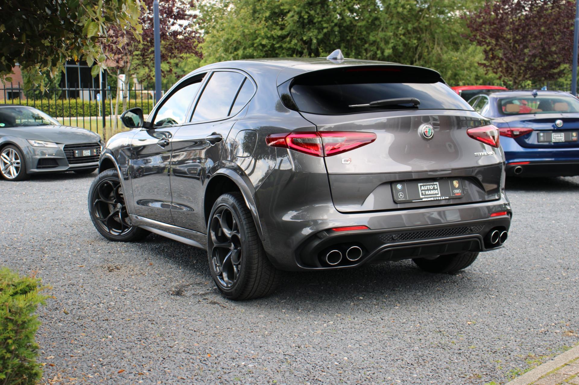 Alfa Romeo Stelvio 2.9 V6 AWD Quadrifoglio 510 PK ACC Carbon Harman Kardon 20”