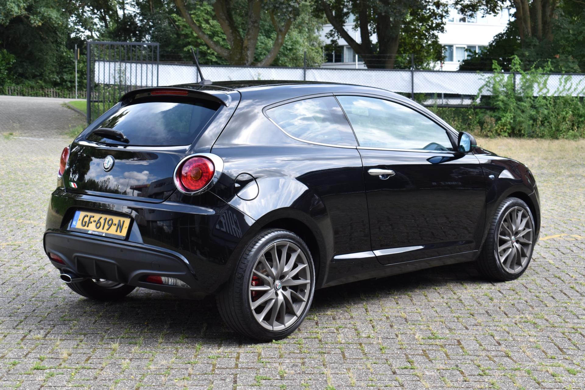 Alfa Romeo MiTo 0.9 TwinAir Esclusivo Navi Pdc Dealer Onderhouden