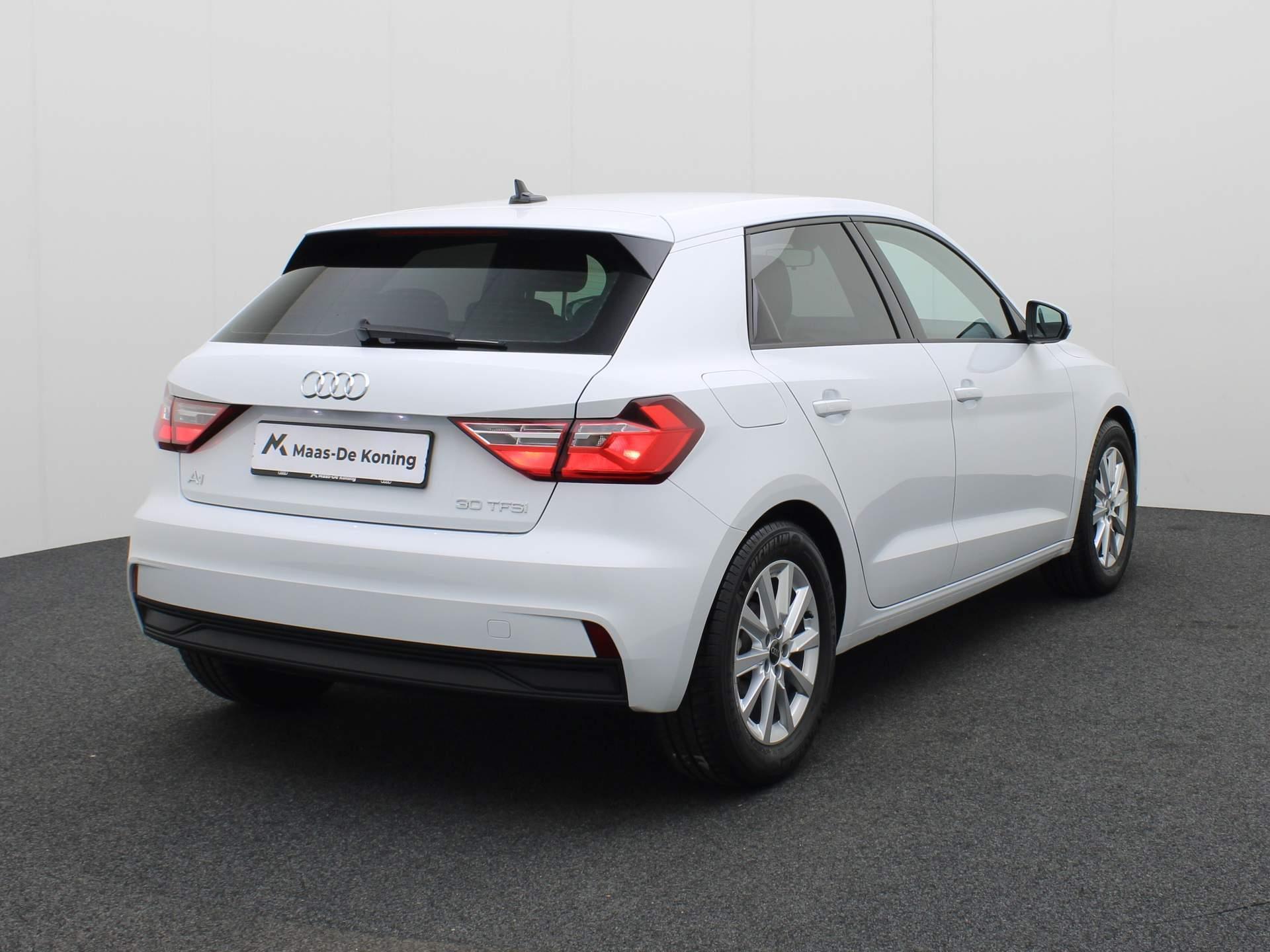 Audi A1 Sportback 30 TFSI/110PK Pro Line · Navigatie · Lane assist · 17″LM